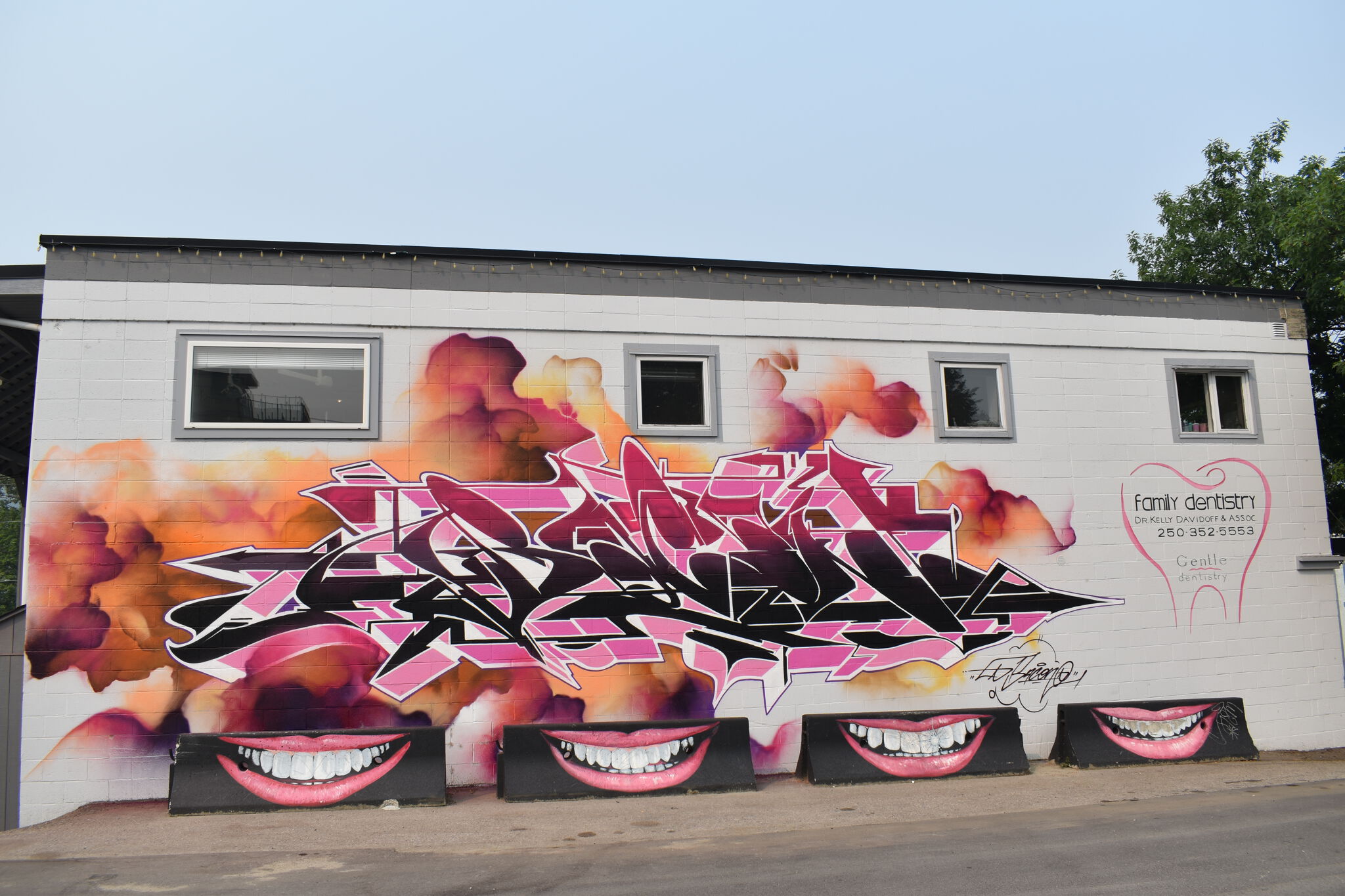Bacon, Vizsla Bacon&mdash;Graffiti By Bacon