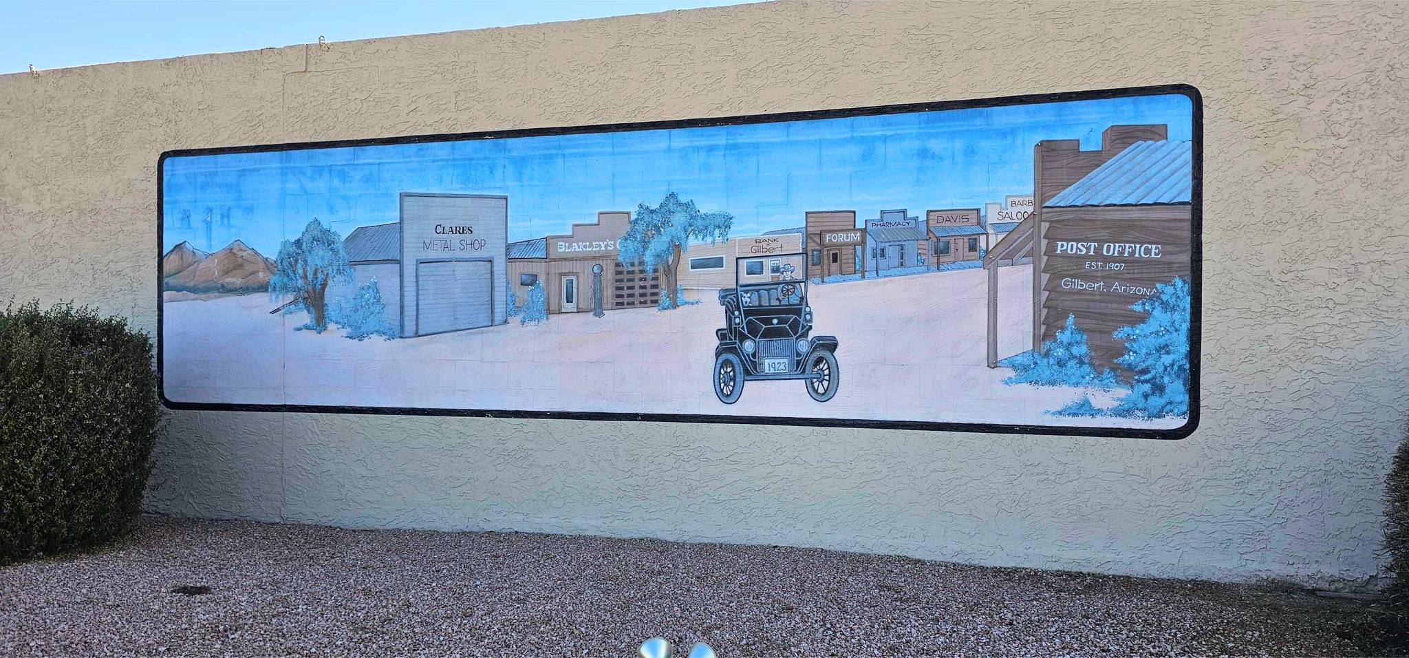 &mdash;Gilbert Self Storage Mural