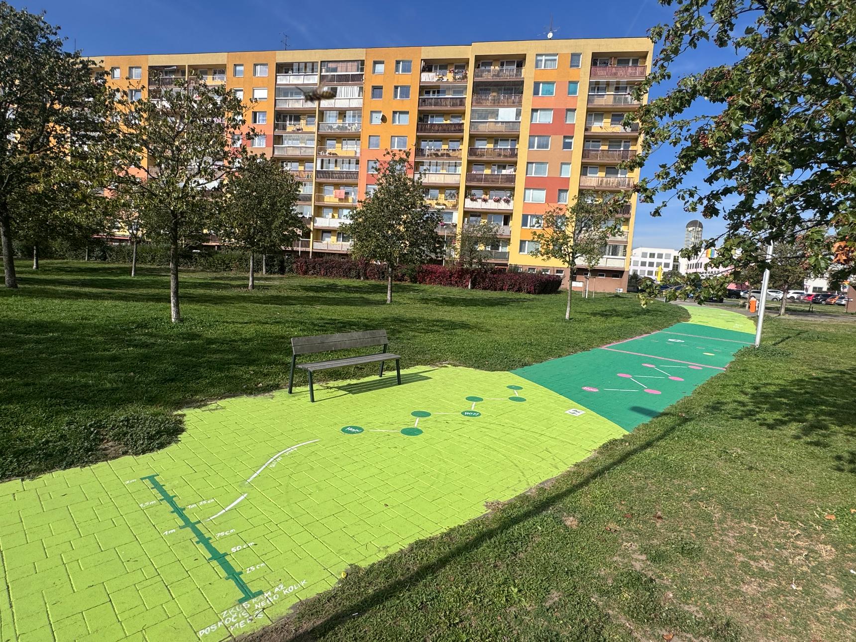 Toy_Box (CZ)—Park Vnitroblok