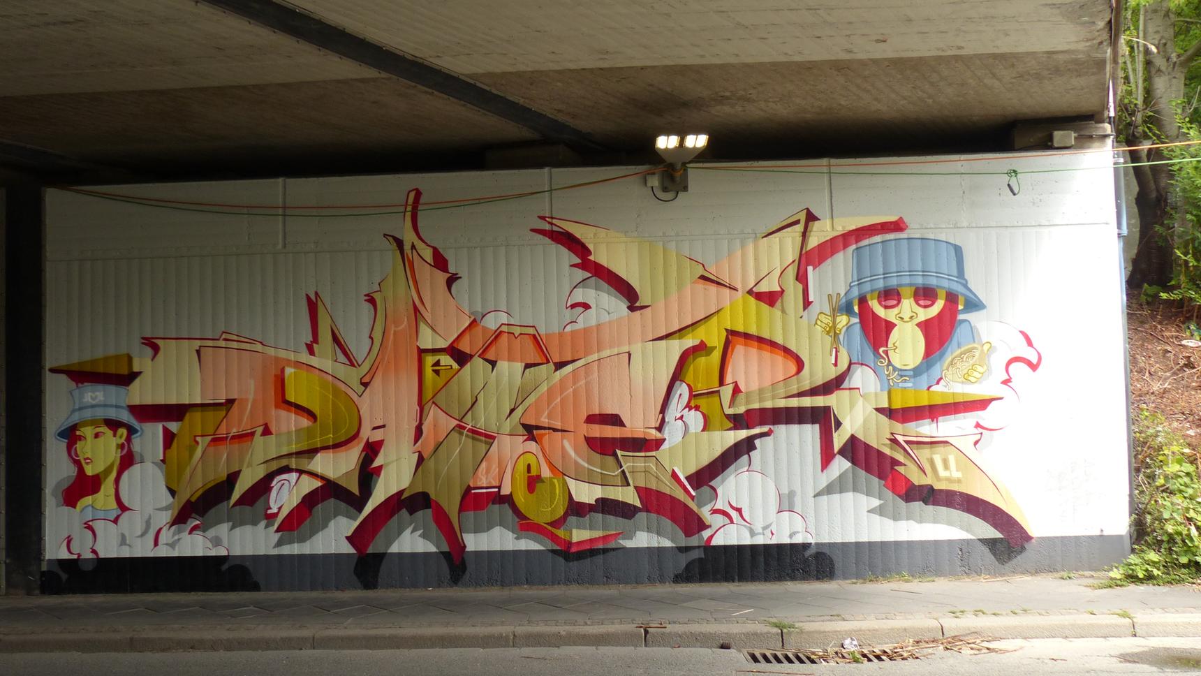 —Railway underpass at Riemker Straße