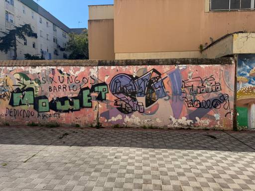 Muro en Polígono San Pablo (IV)