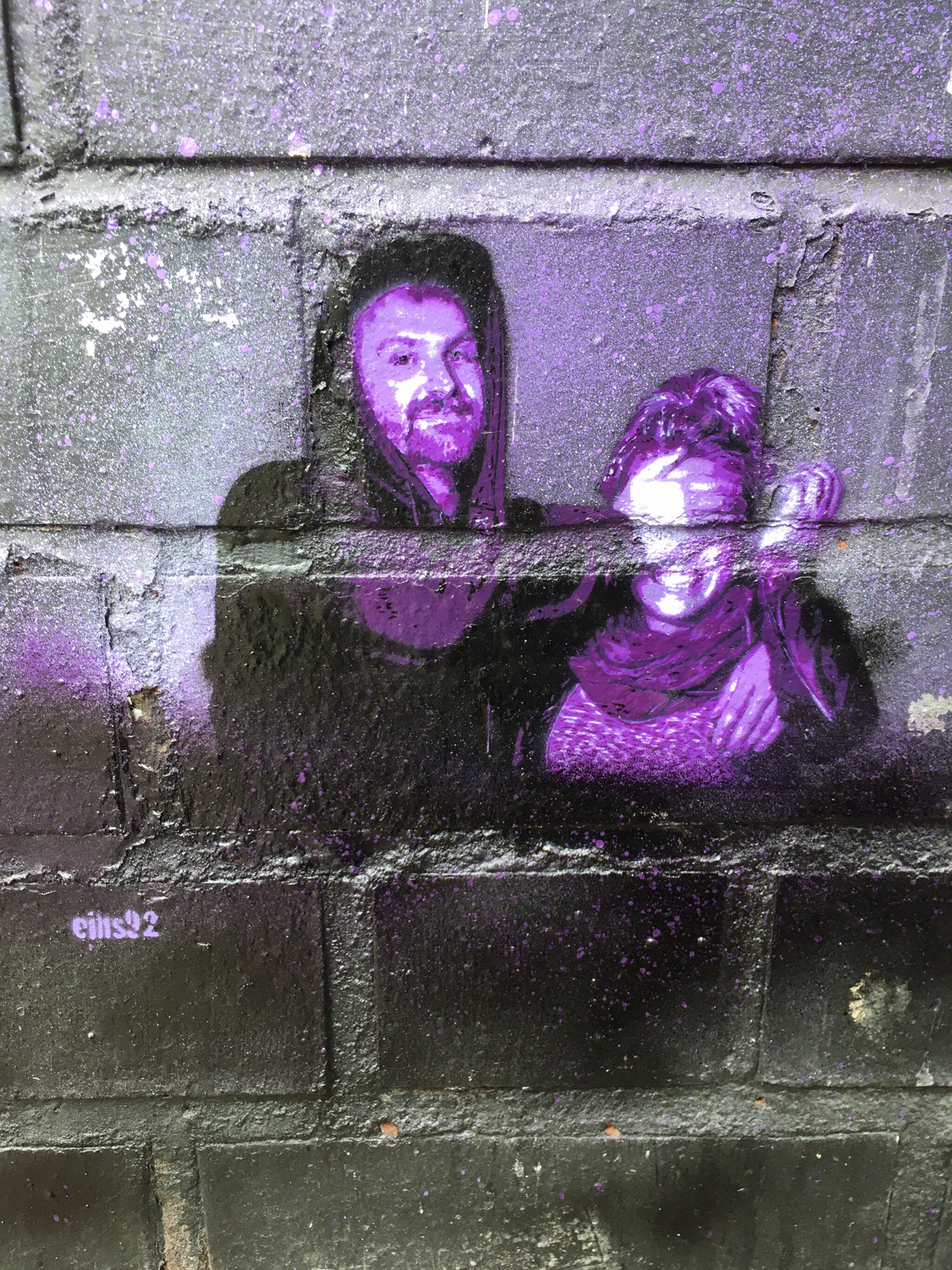 Eins92&mdash;Tiny Purple Stencils