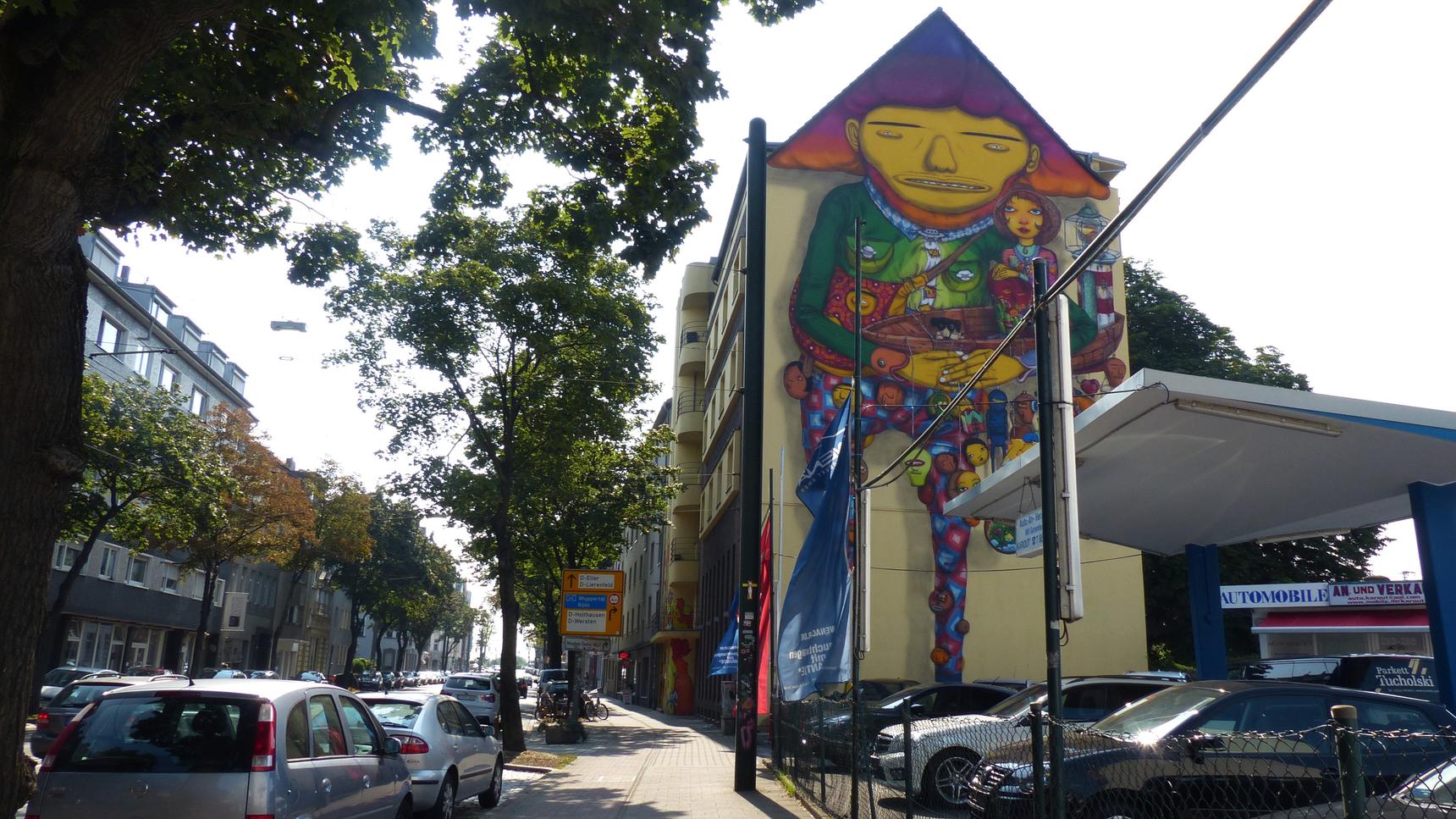 Gustavo and Otávio Pandolfo aka OS GEMEOS—The Giants