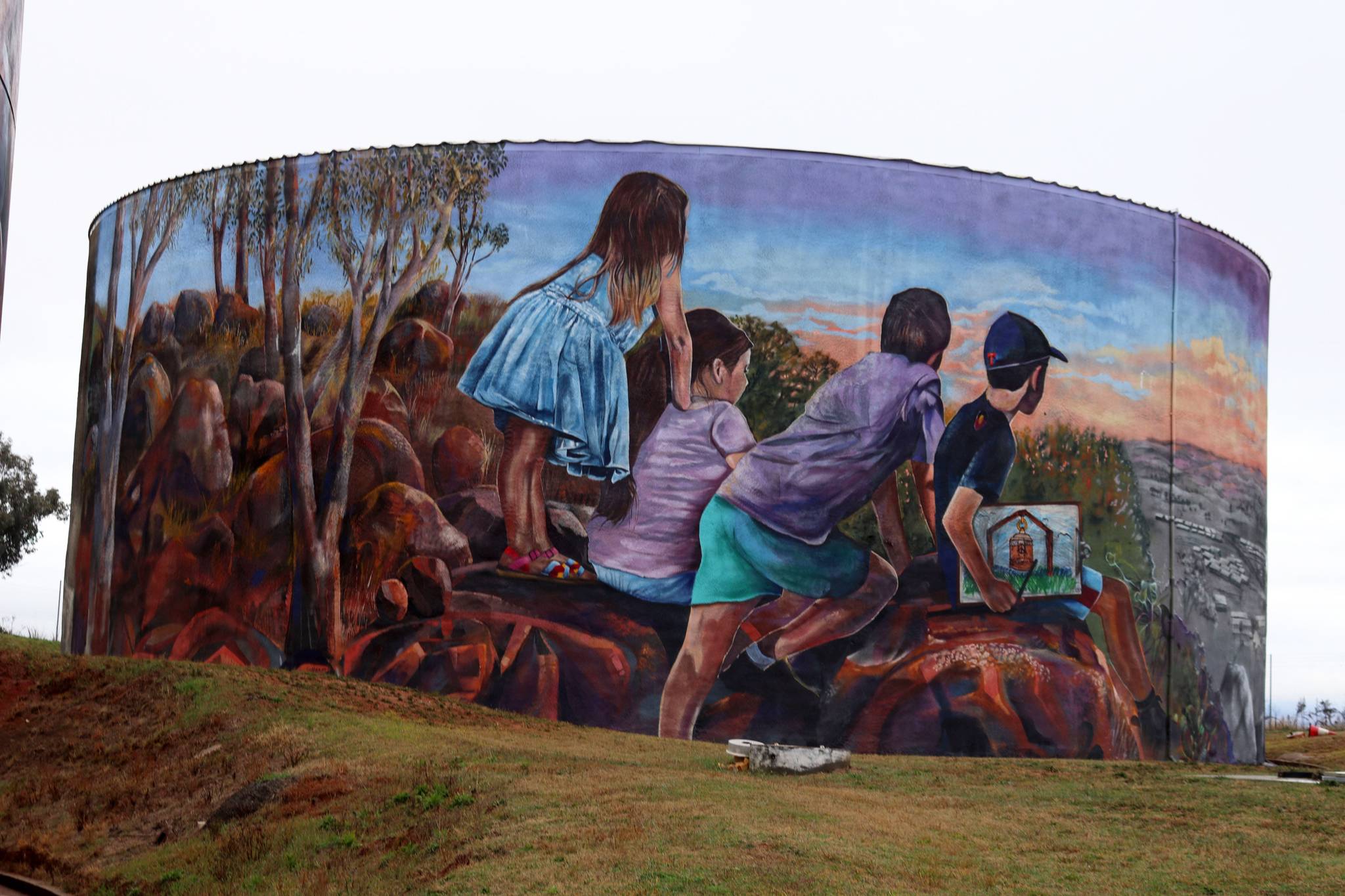 Drapl, The Zookeeper, The Brightsiders&mdash;Cowra POW Water Tank Mural