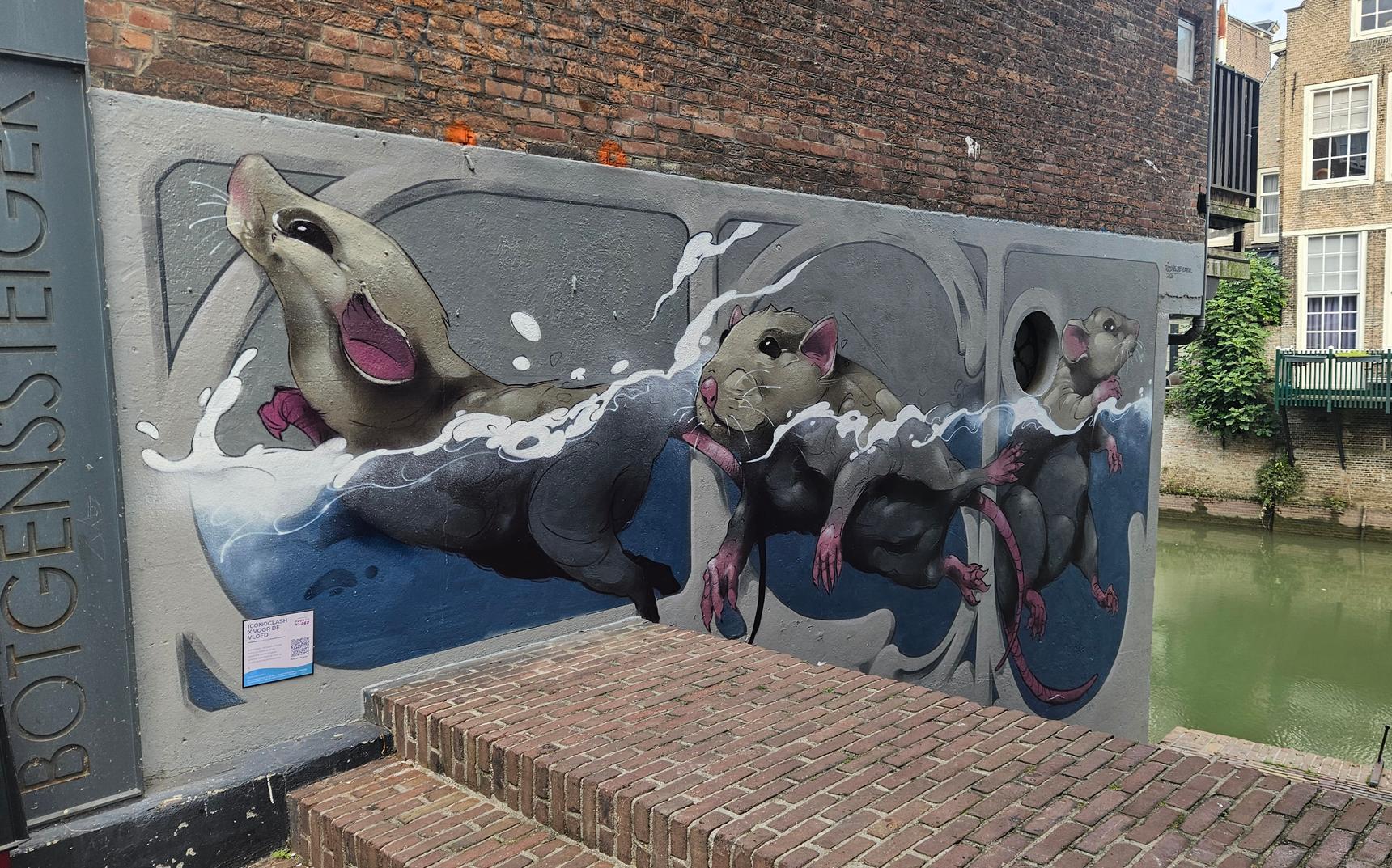 Simian Switch—Unknown-Dordrecht