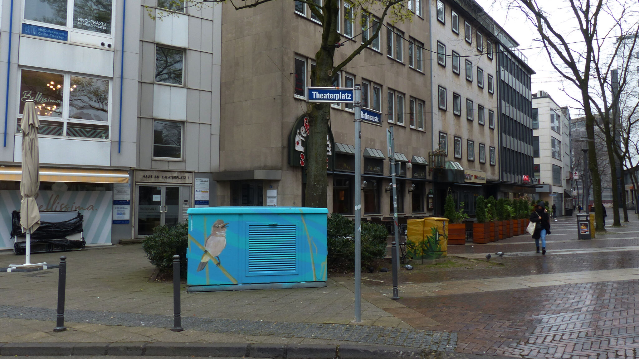 Peter Petersen, Farbwandel&mdash;Compactstation Theaterplatz 1