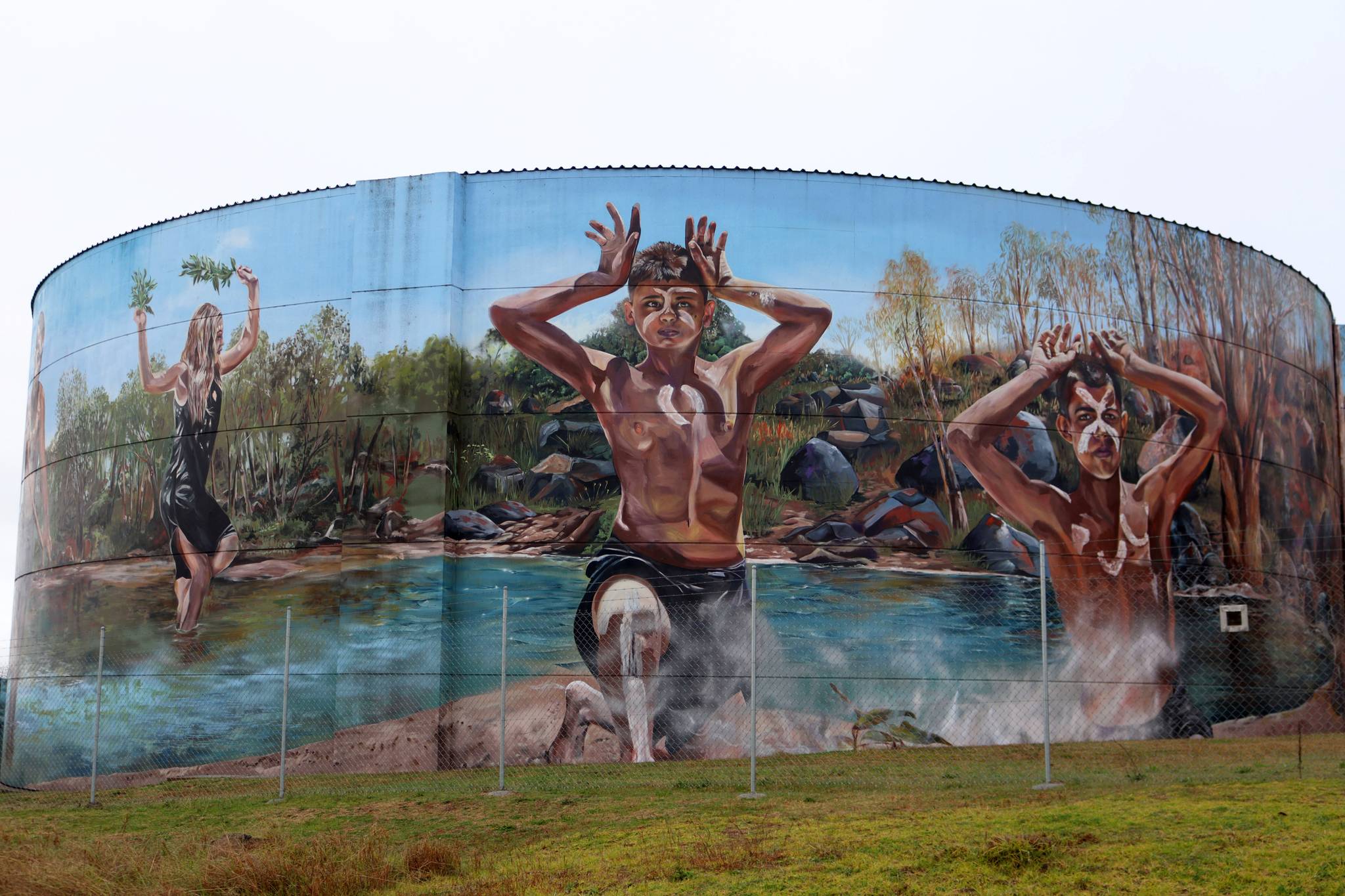 Drapl, The Zookeeper, The Brightsiders&mdash;Cowra POW Water Tank Mural