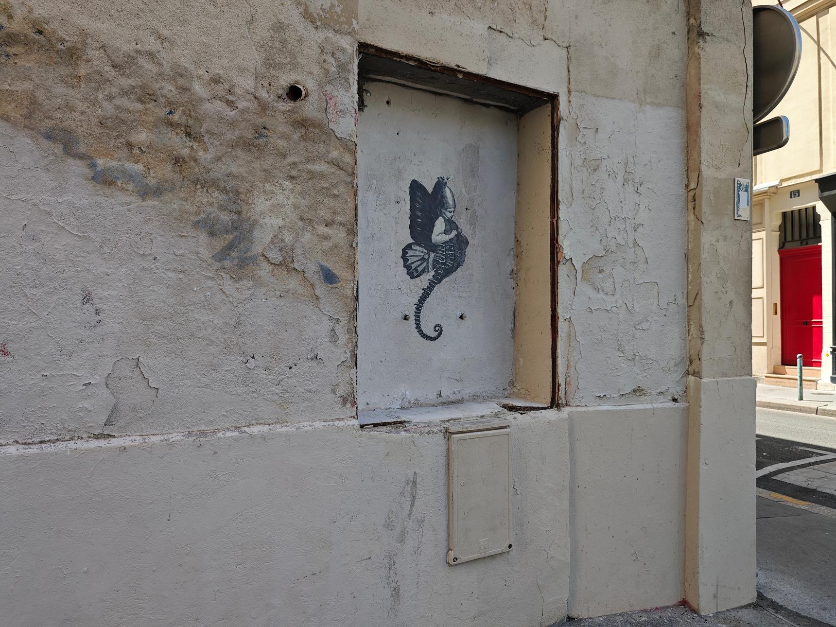 Mélanie Busnel—"Collages en rue"