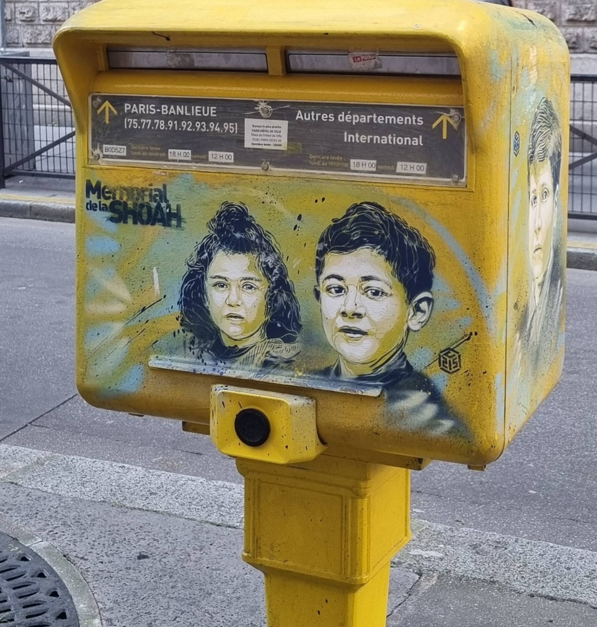 C215&mdash;Mémorial de la Shoah