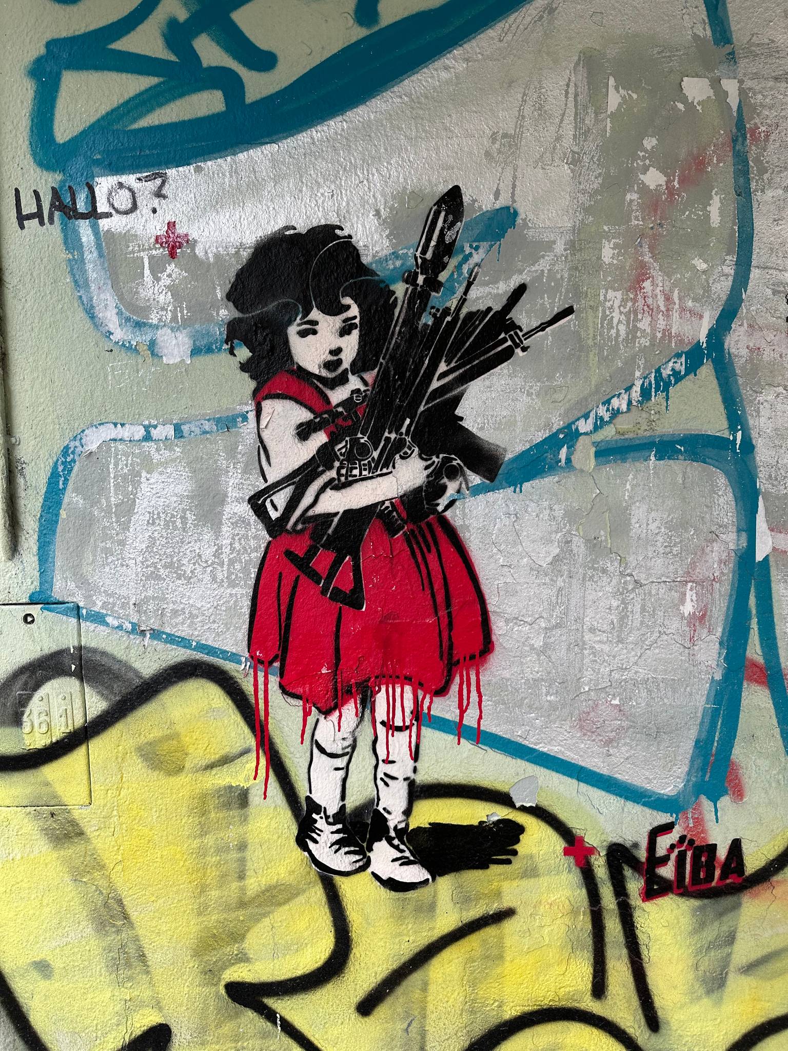 Unknown - Zürich&mdash;armed girl