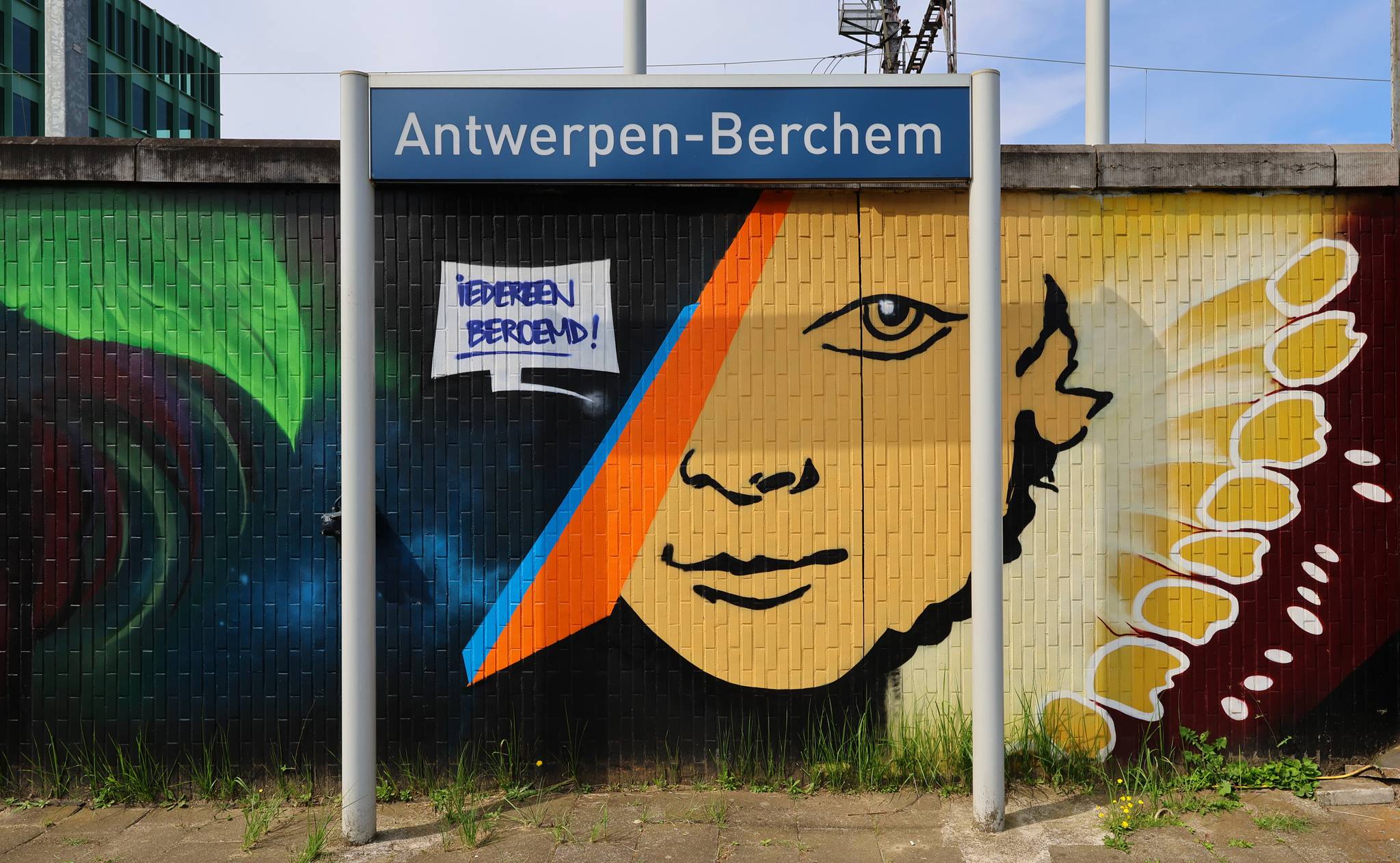 CAZN1&mdash;Berchem Station