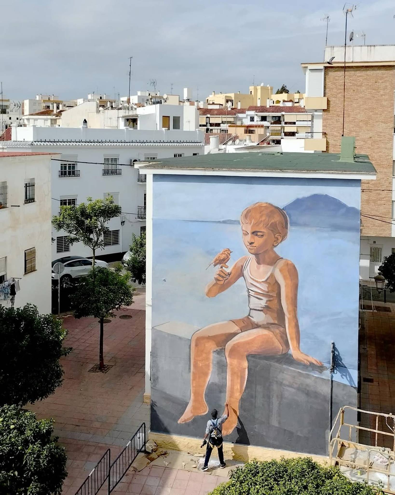 Mural 13&mdash;Niño y gorrión