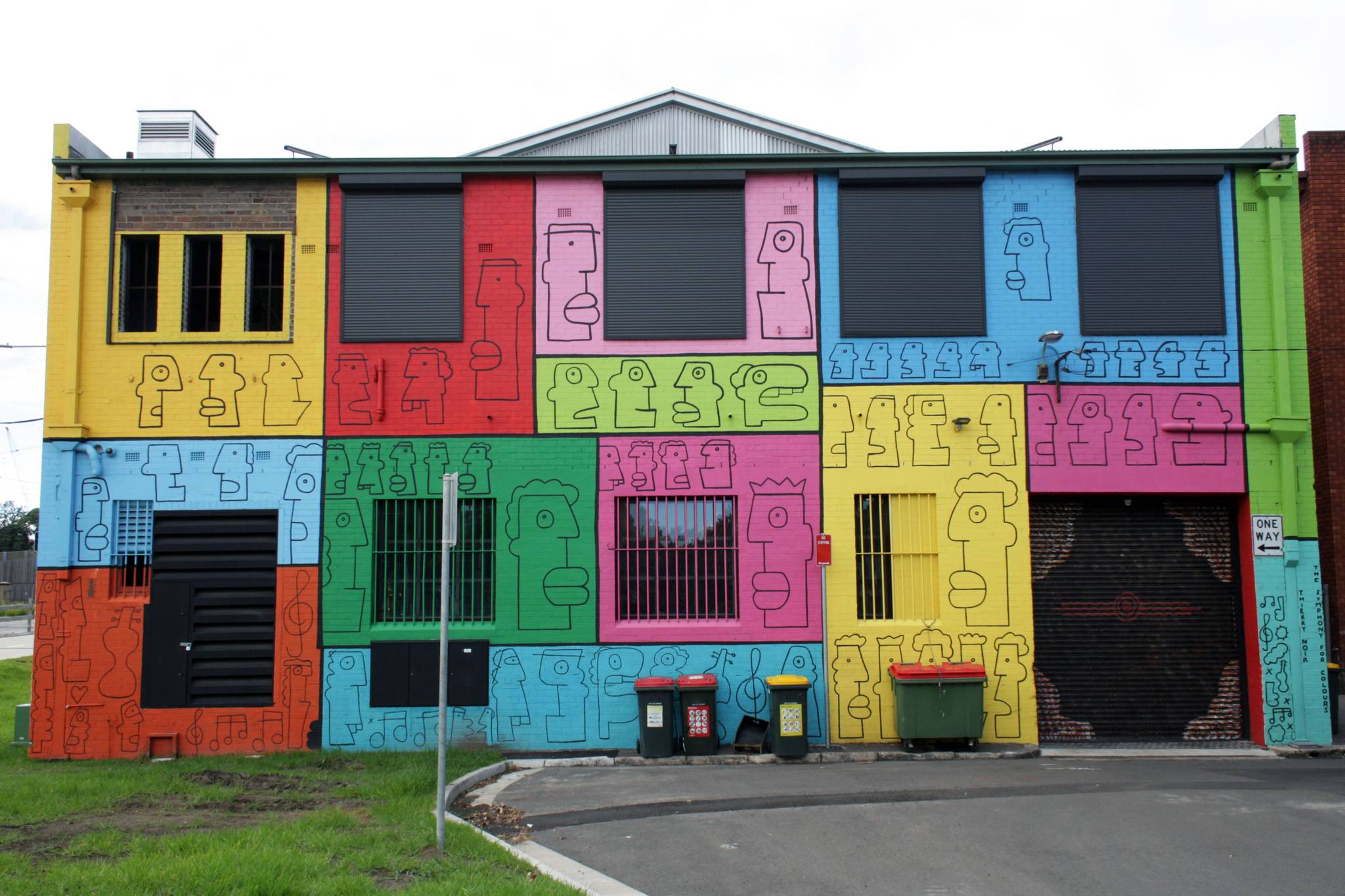 Thierry Noir&mdash;The Colourful House of Surry Hills