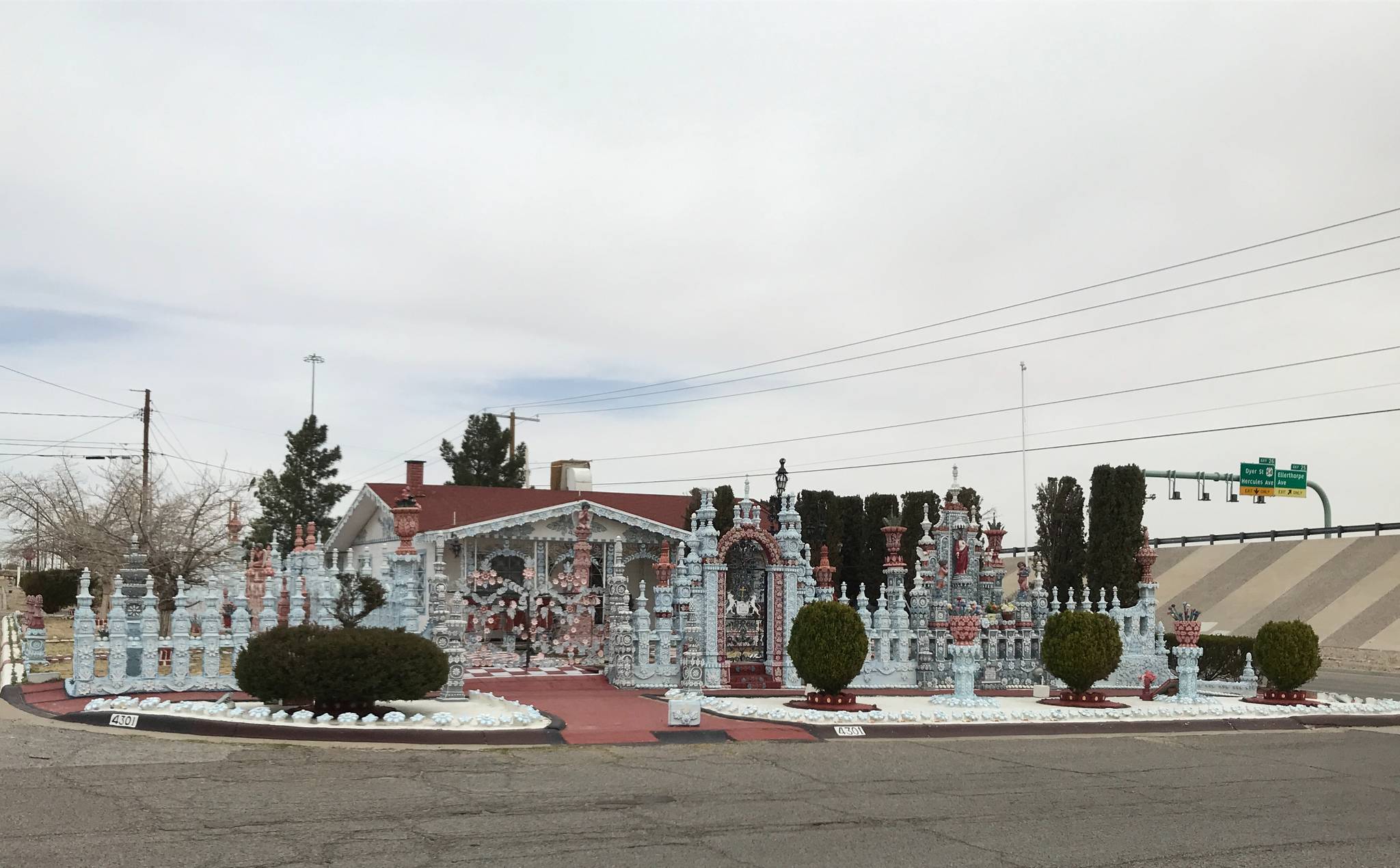 Rufino Loya Rivas&mdash;Casa de Azucar (Sugar House)