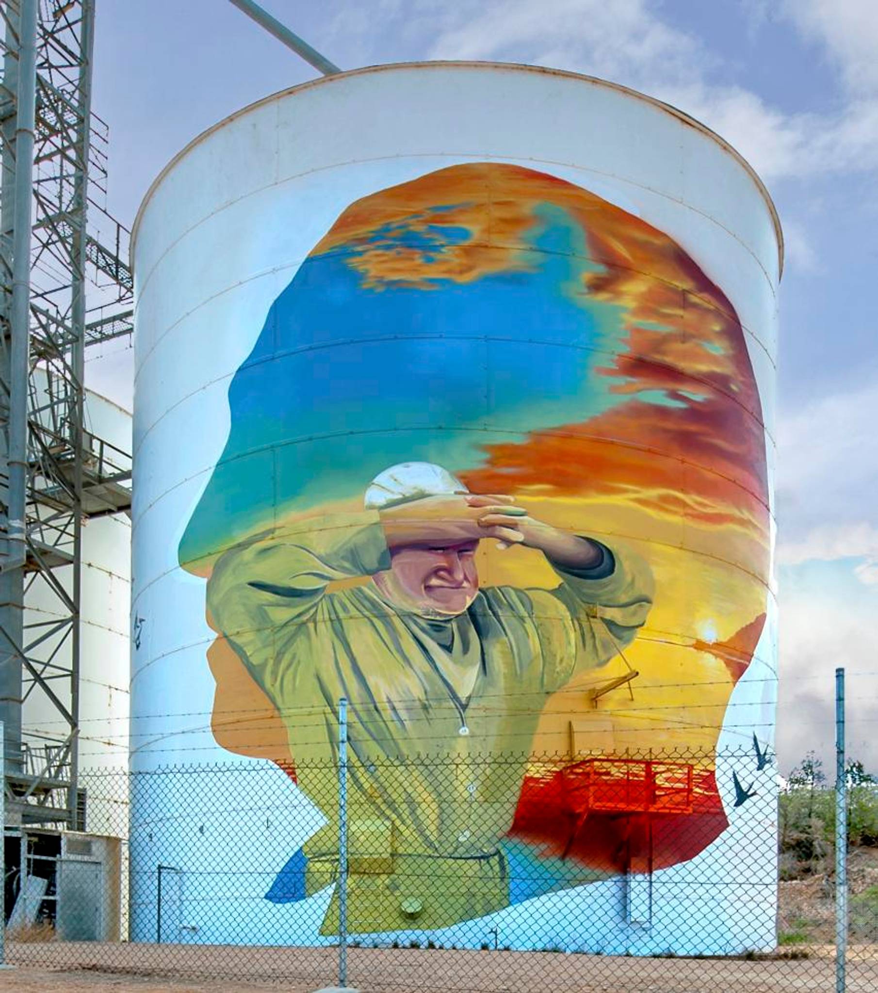 Jack Fran, Sam Brooks&mdash;Paringa Silo Art