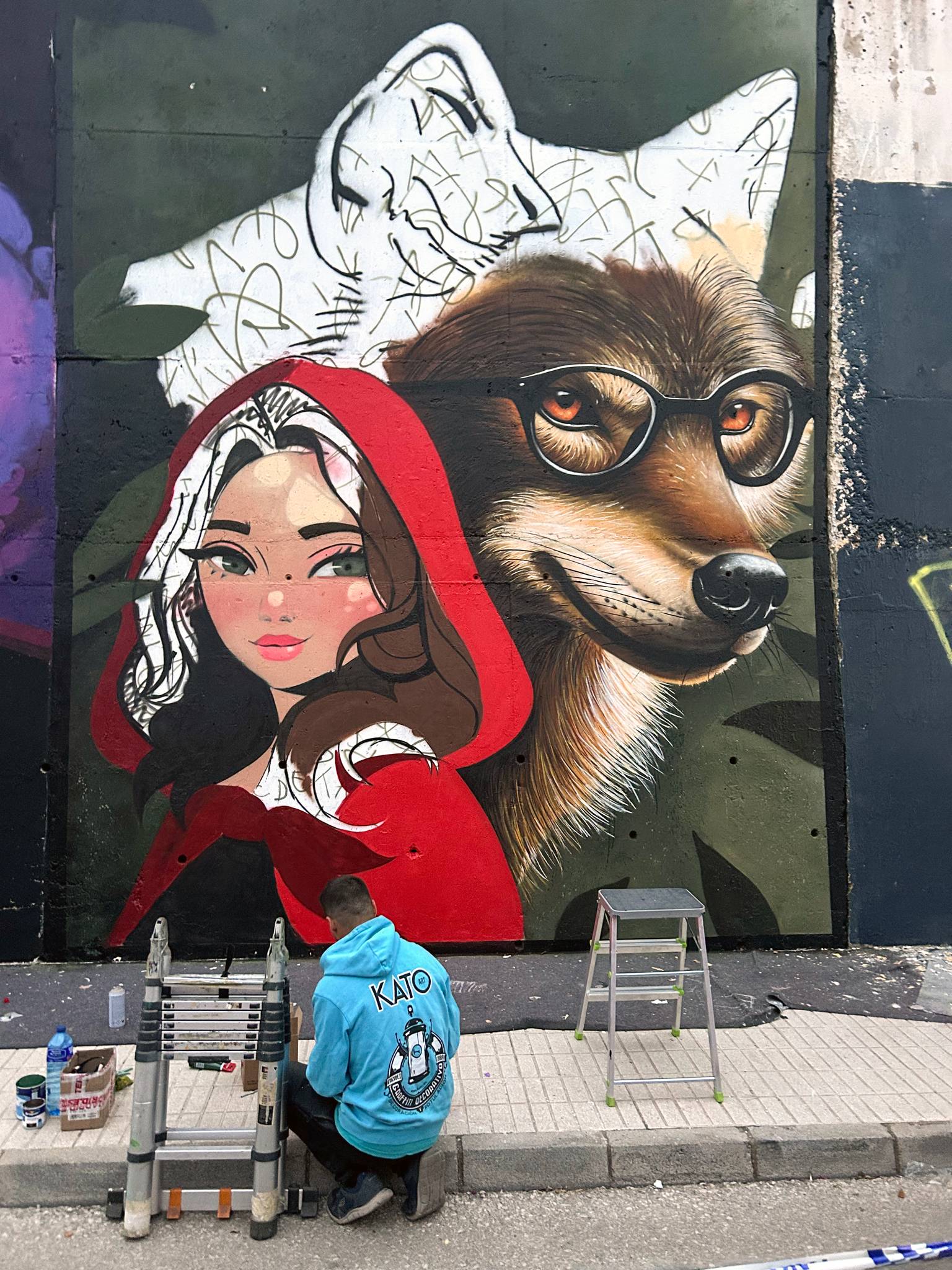 Kato, Viki Art&mdash;El Lobo y Caperucita Roja