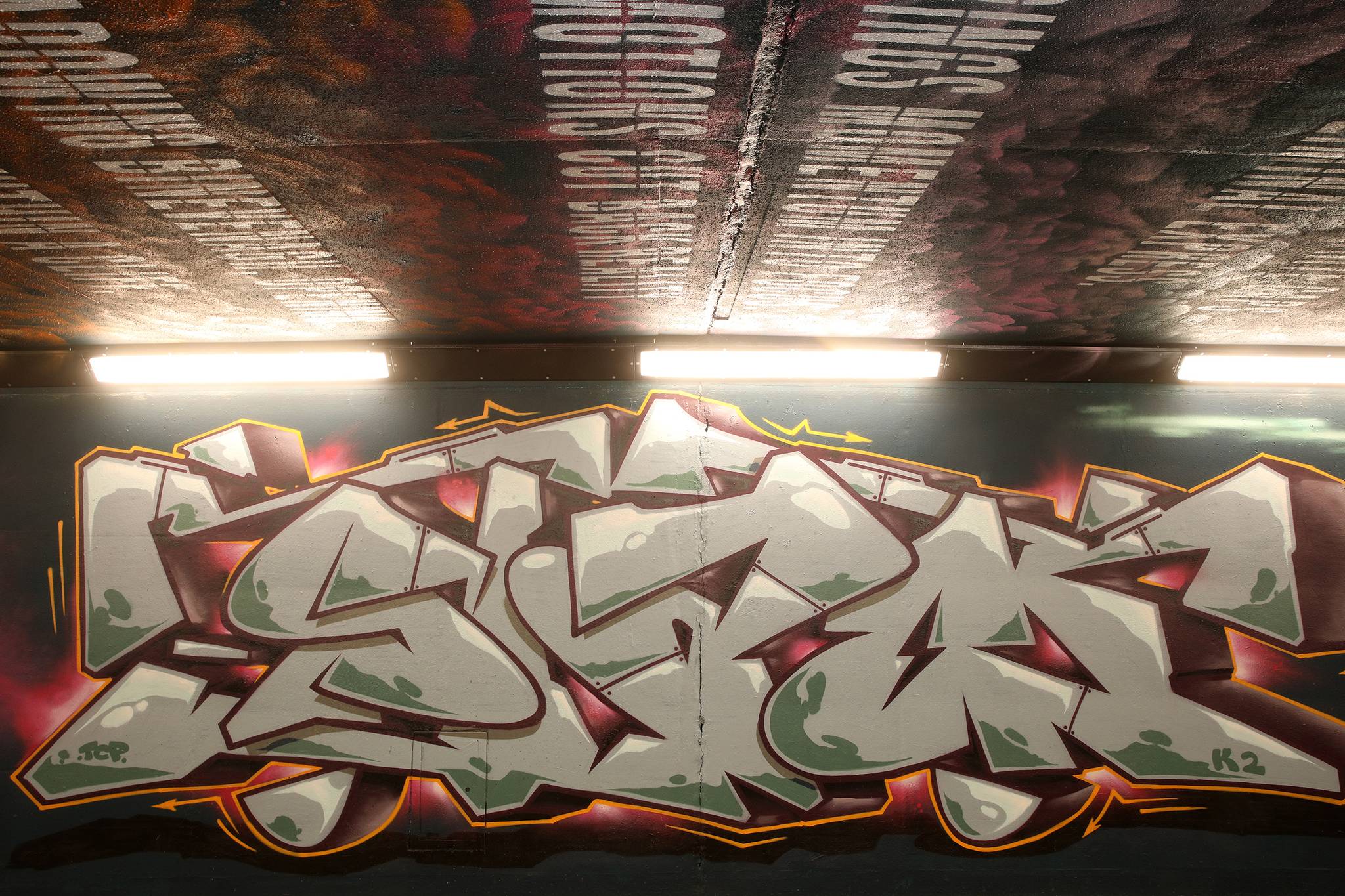 KVLR, Emic, Friz, Bore, noka, Kone, Noys, Fenz, Jam, joke, Snak&mdash;Tunnel Vision