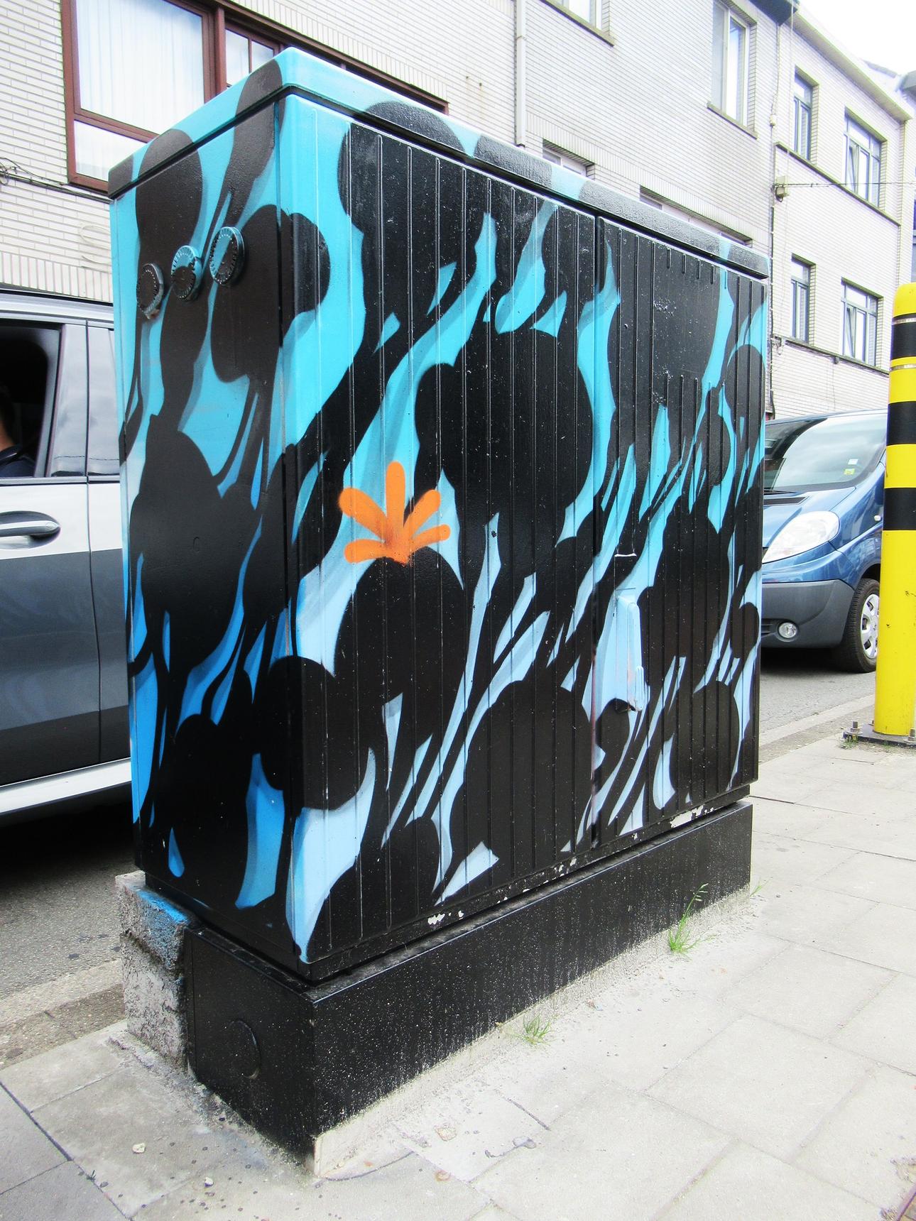 Solid 9.0 / Magnus Mori—Box for De Lijn
