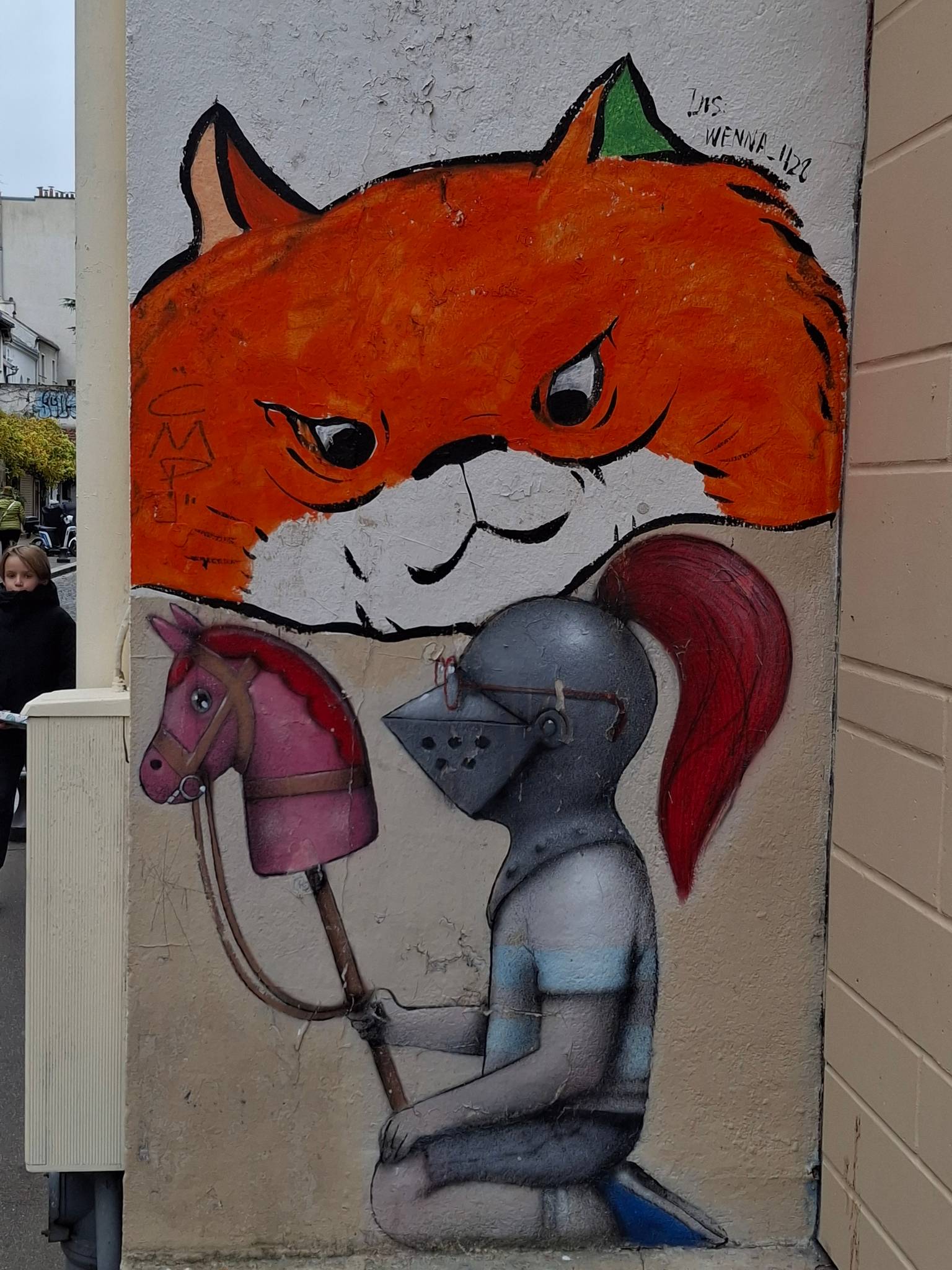 Seth Globepainter, Na Wen&mdash;Helmet and Cat