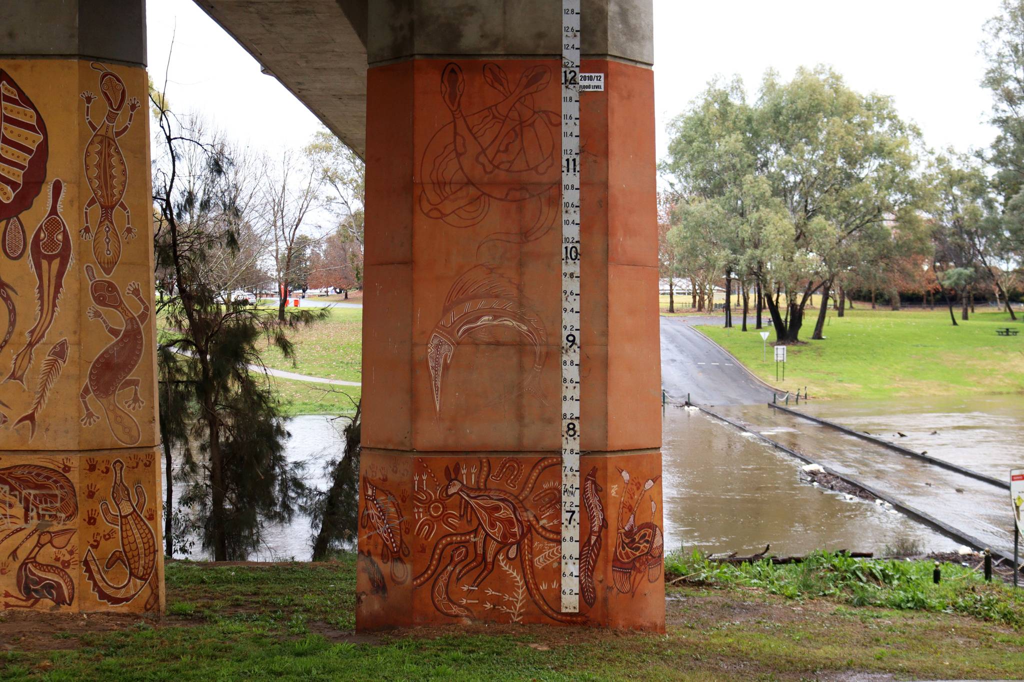 Kym Freeman&mdash;Cowra Bridge Pylons