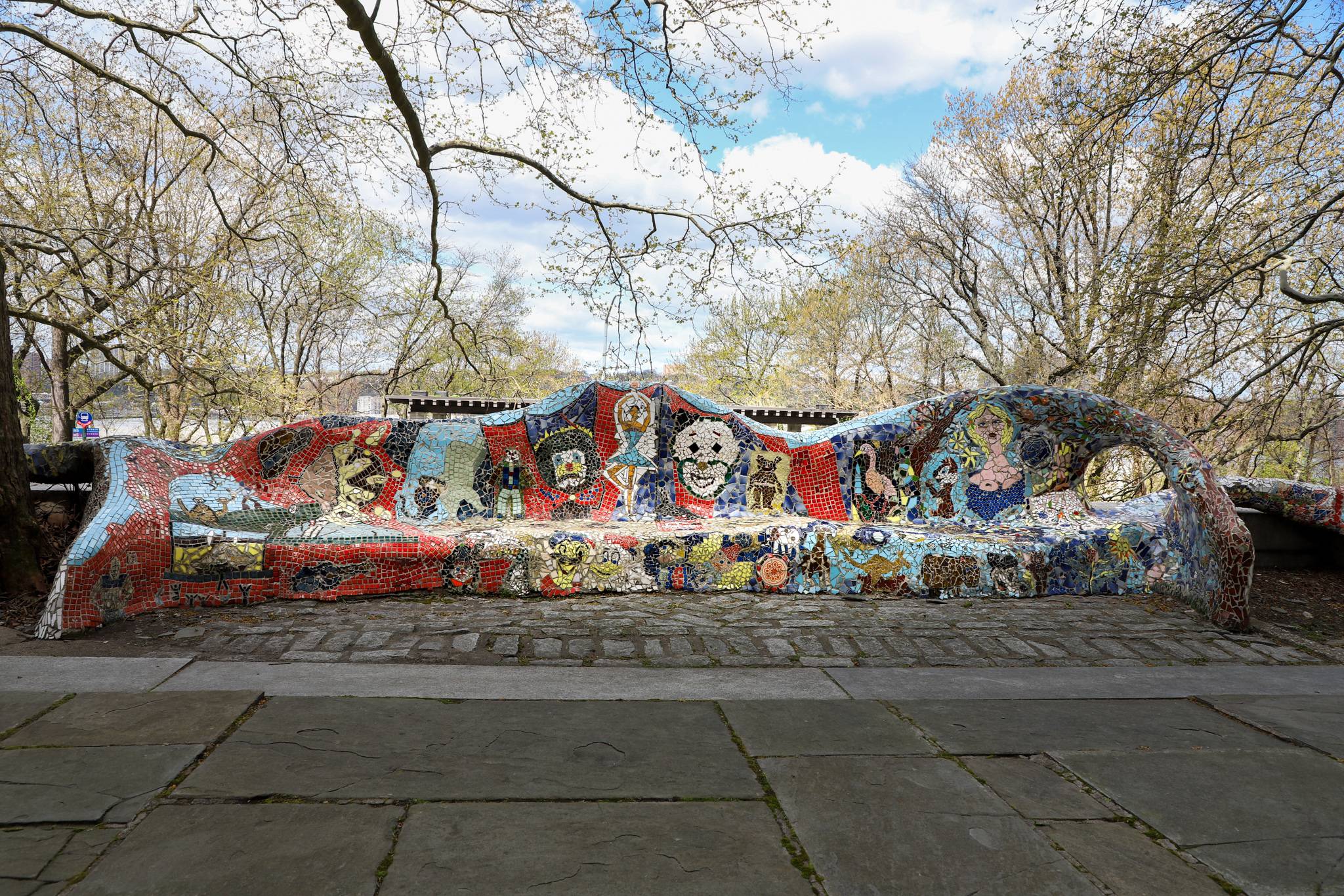 CITYarts, Pedro Silva&mdash;Mosaic Rolling Bench at General Grant National Memorial