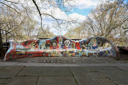 Mosaic Rolling Bench at General Grant National Memorial