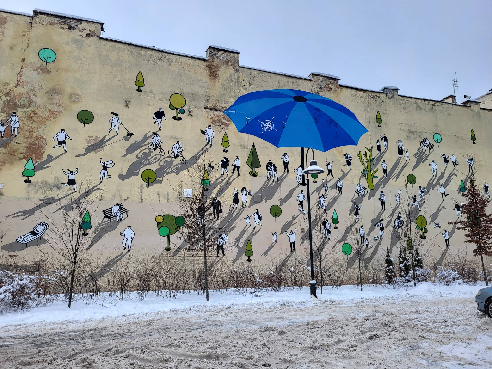 Gyva grafika&mdash;NATO umbrella 