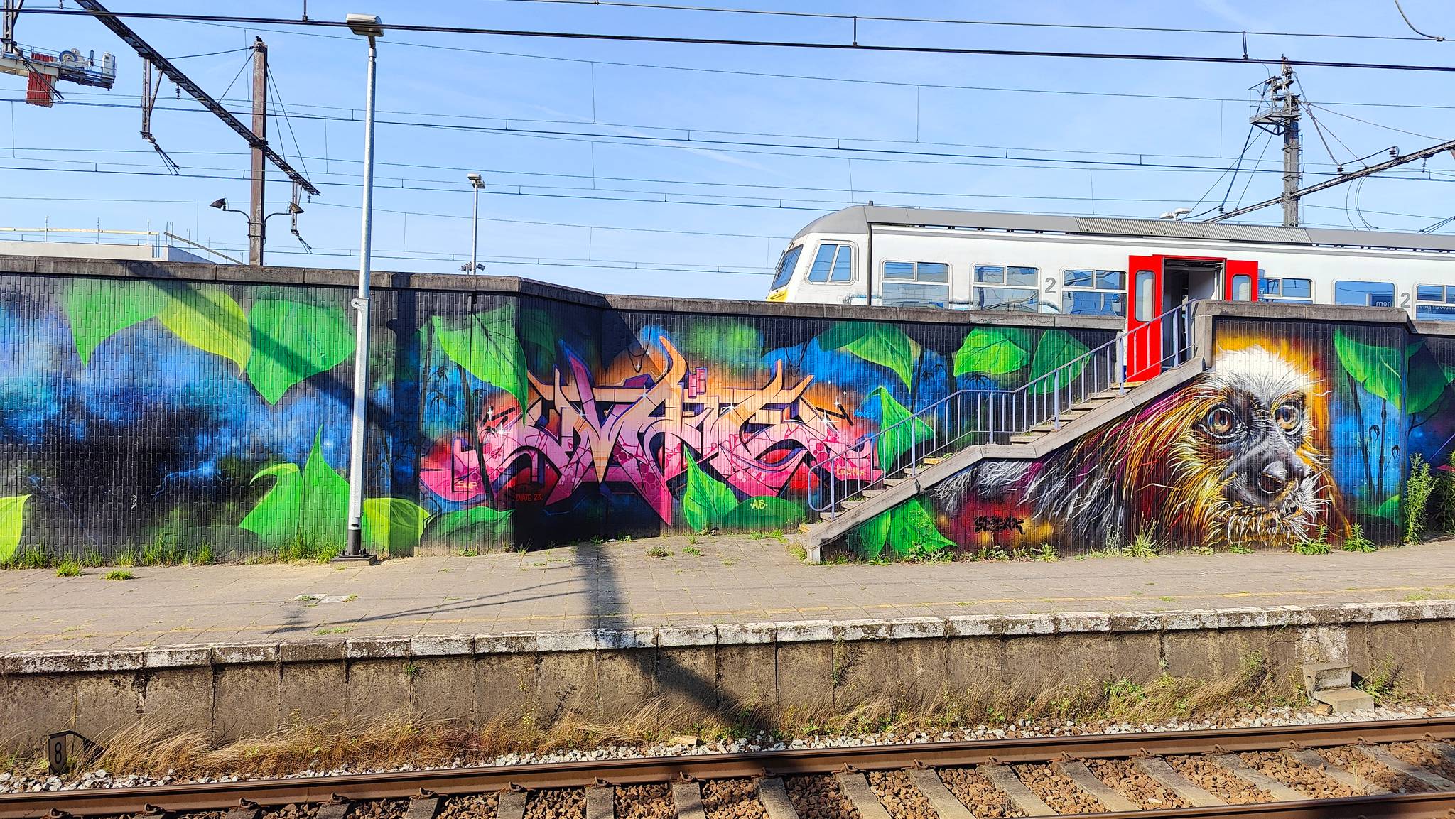 &mdash;Berchem Station