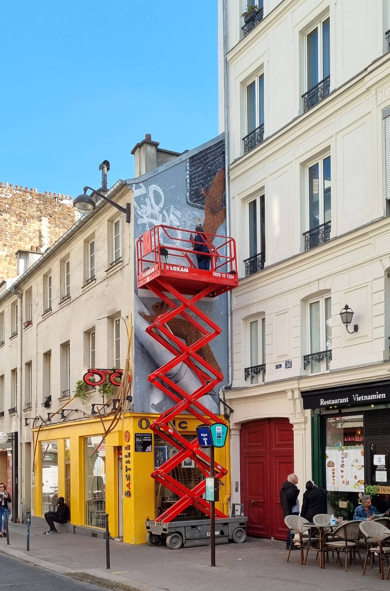 Nadege Dauvergne&mdash;Le Mur Bastille #4 - "Exodus"