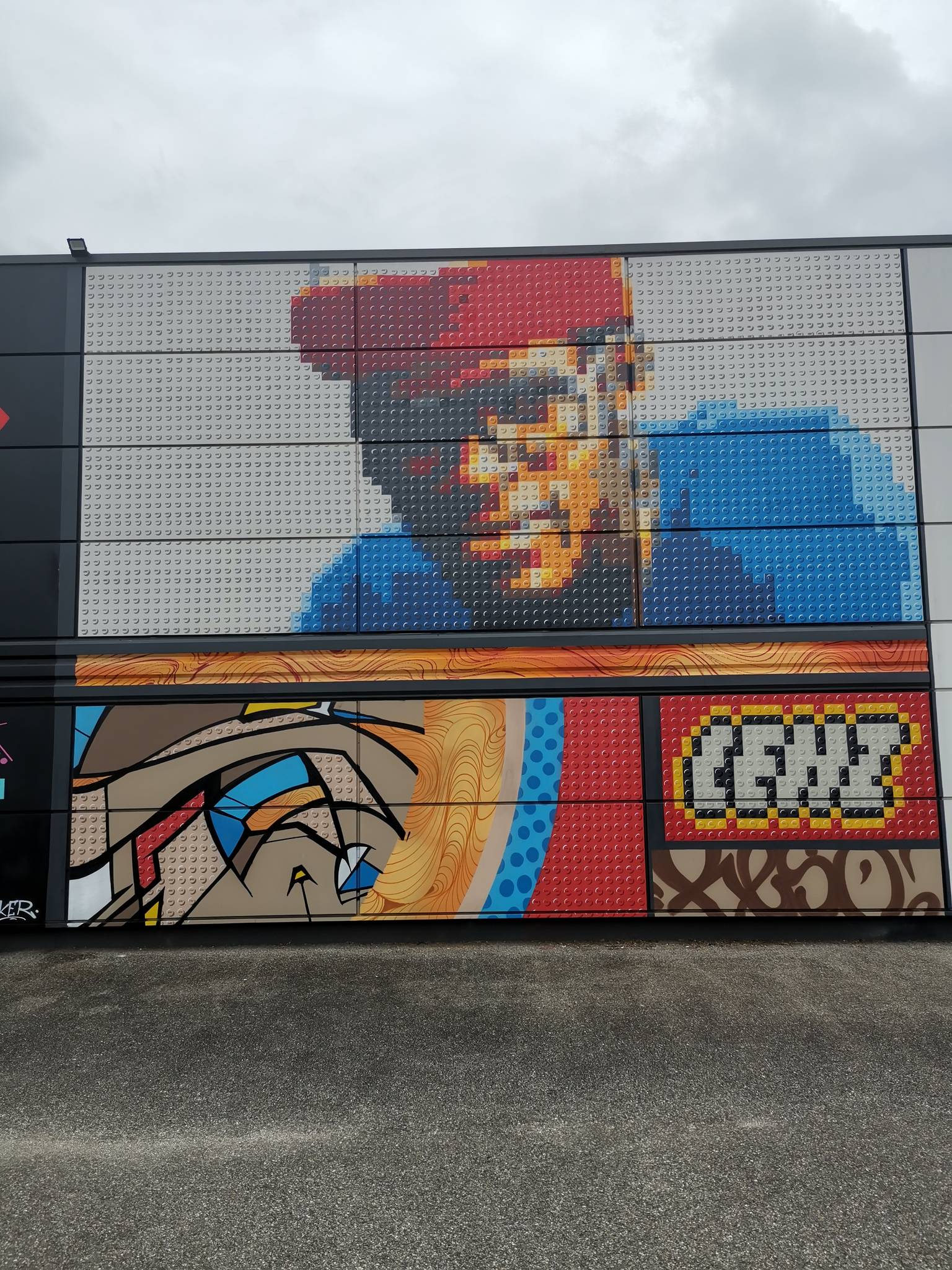 Lenz, RESONE&mdash;LEGO HIP HOP