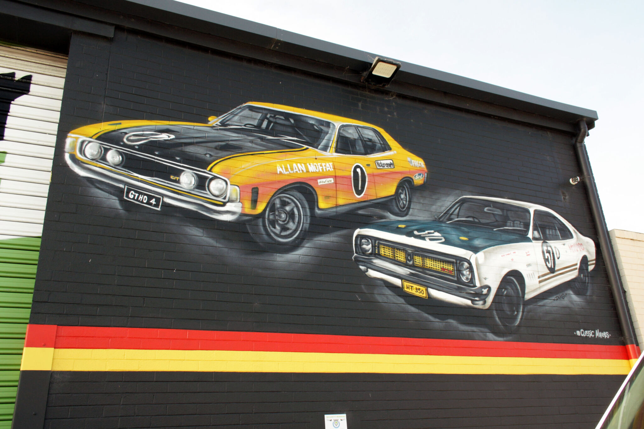 Classic Murals&mdash;Muscle Car Warehouse