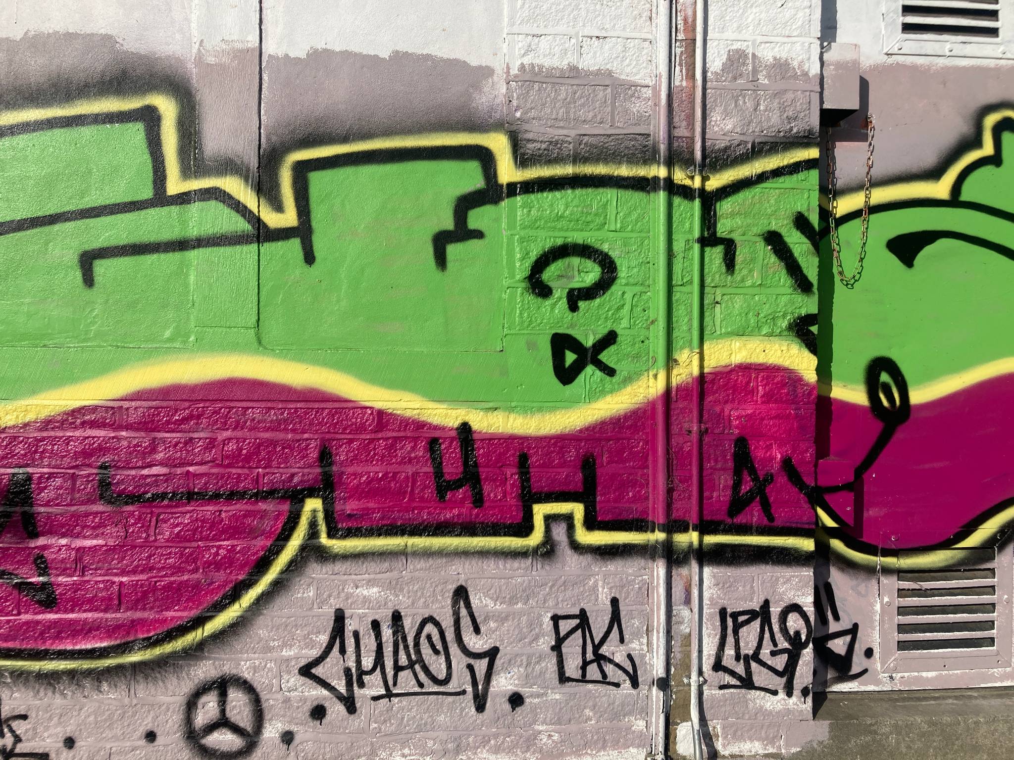 Chaos&mdash;Chaps tag + Bolton Woods free wall 