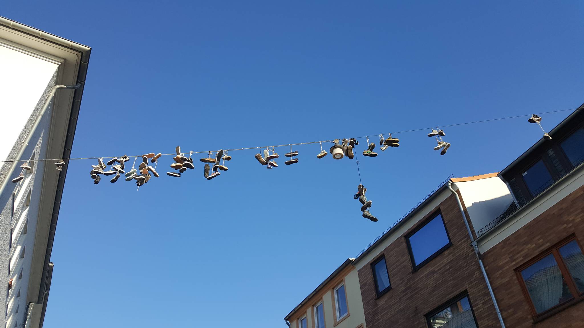 Unknown - Bremen&mdash;Shoefiti Schmidtstraße