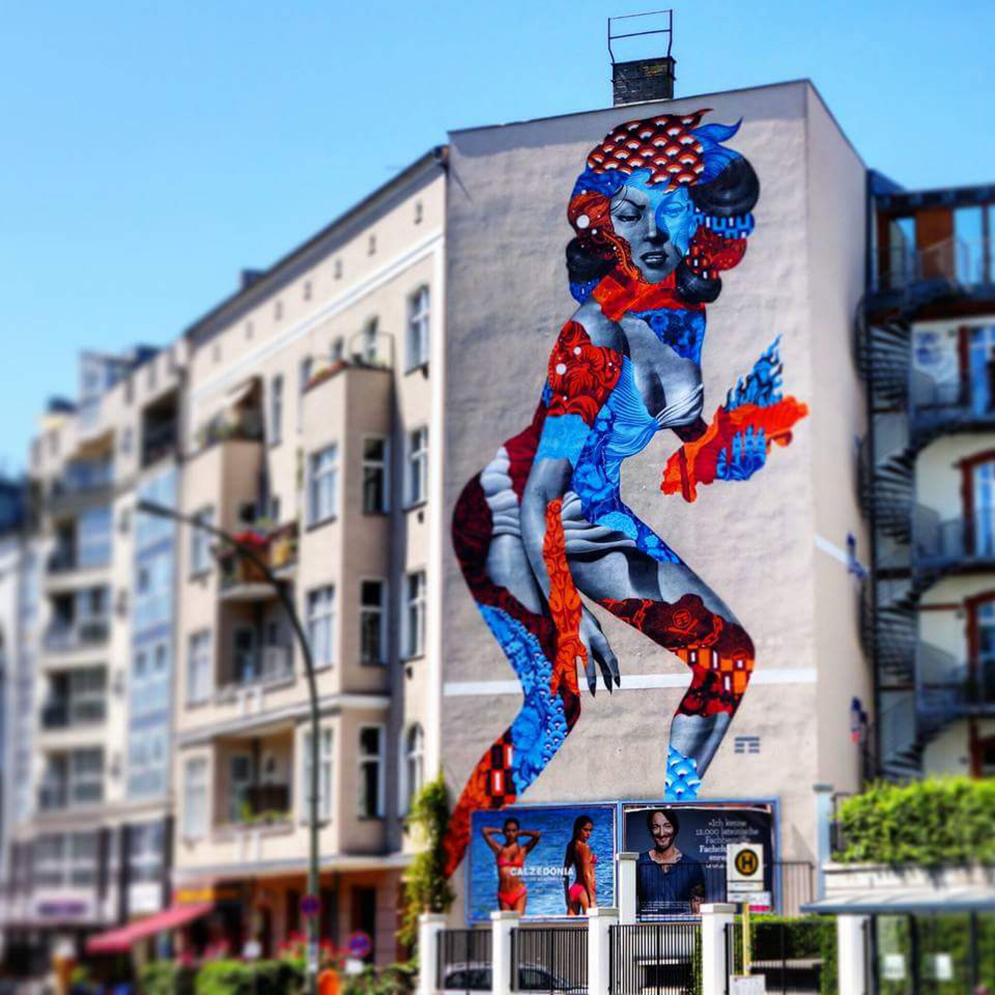 Tristan Eaton&mdash;Attack of the 50 Foot Socialite