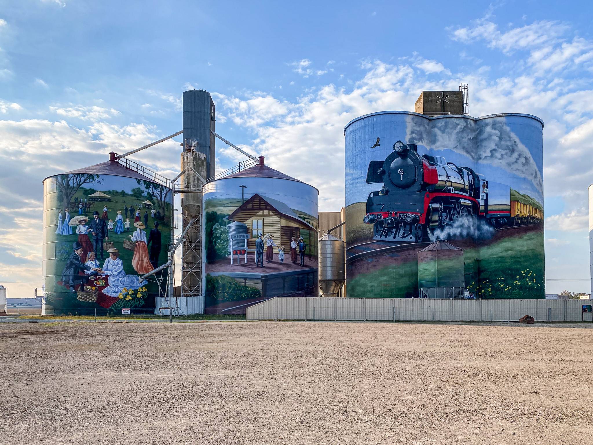 Tim Bowtell&mdash;Colbinabbin Silo Art