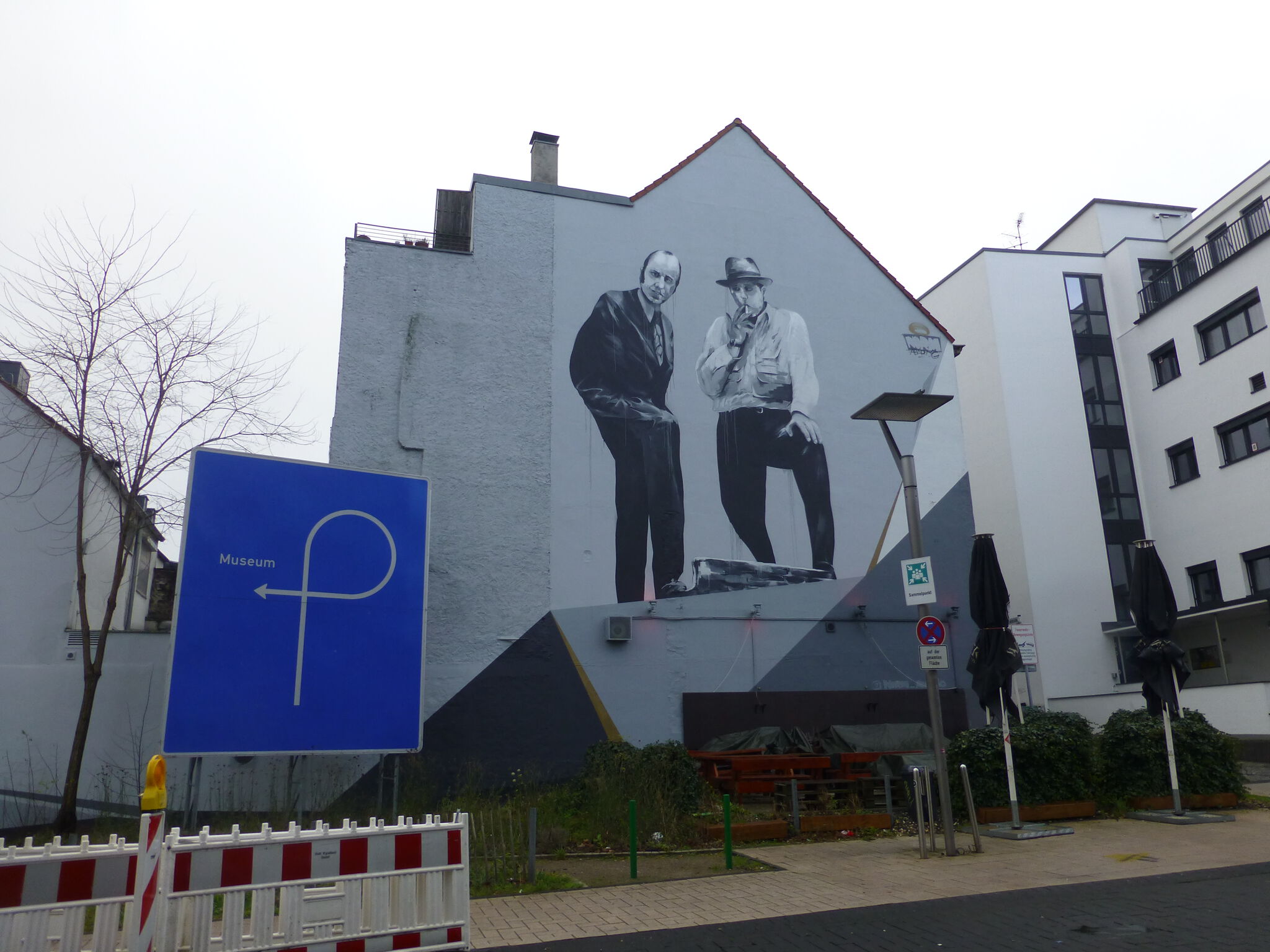 Phil Norm&mdash;Joseph Beuys & Johannes Cladders