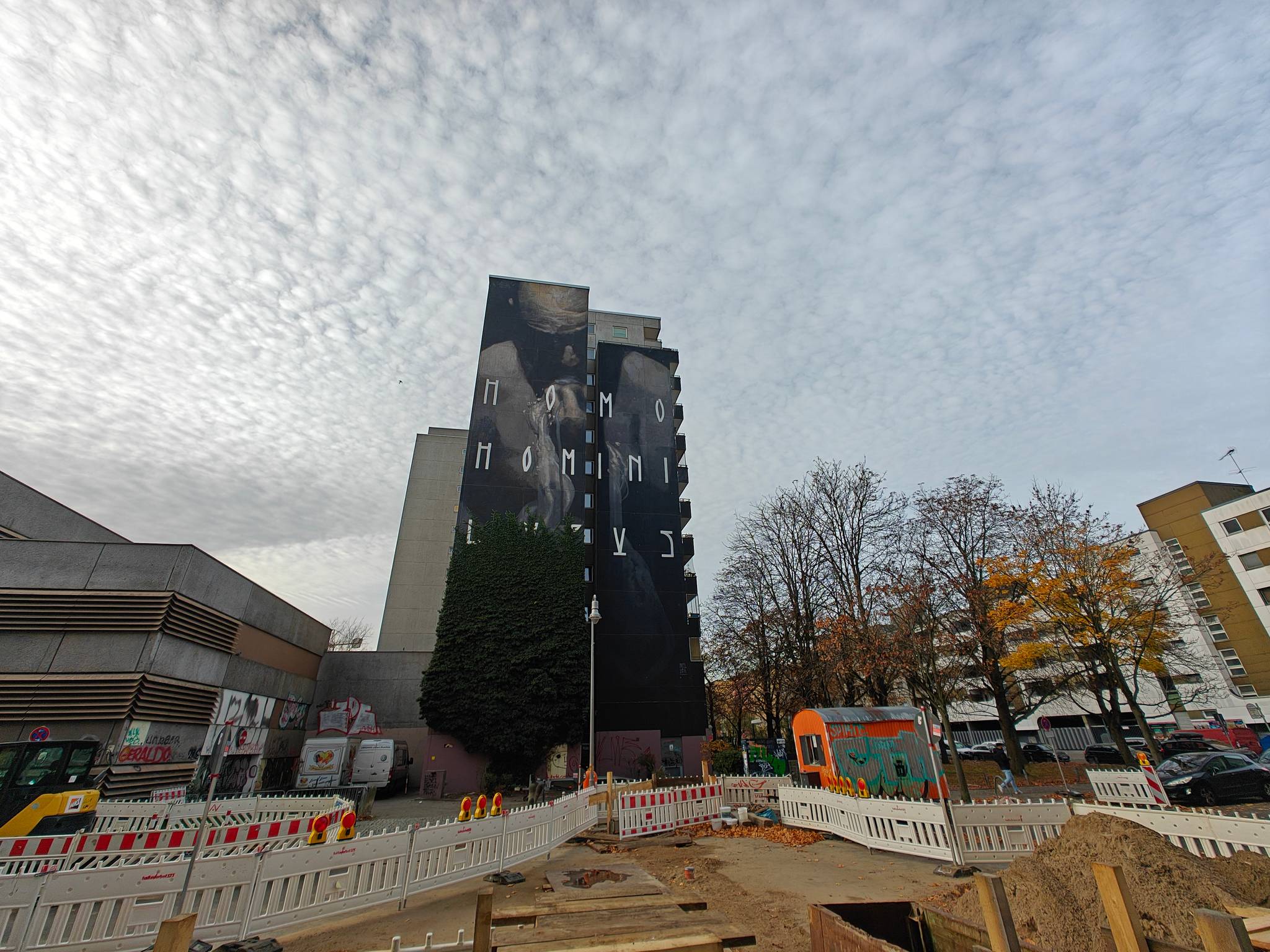 Axel Void &mdash;Homo homini lupus - Urban Nation Museum