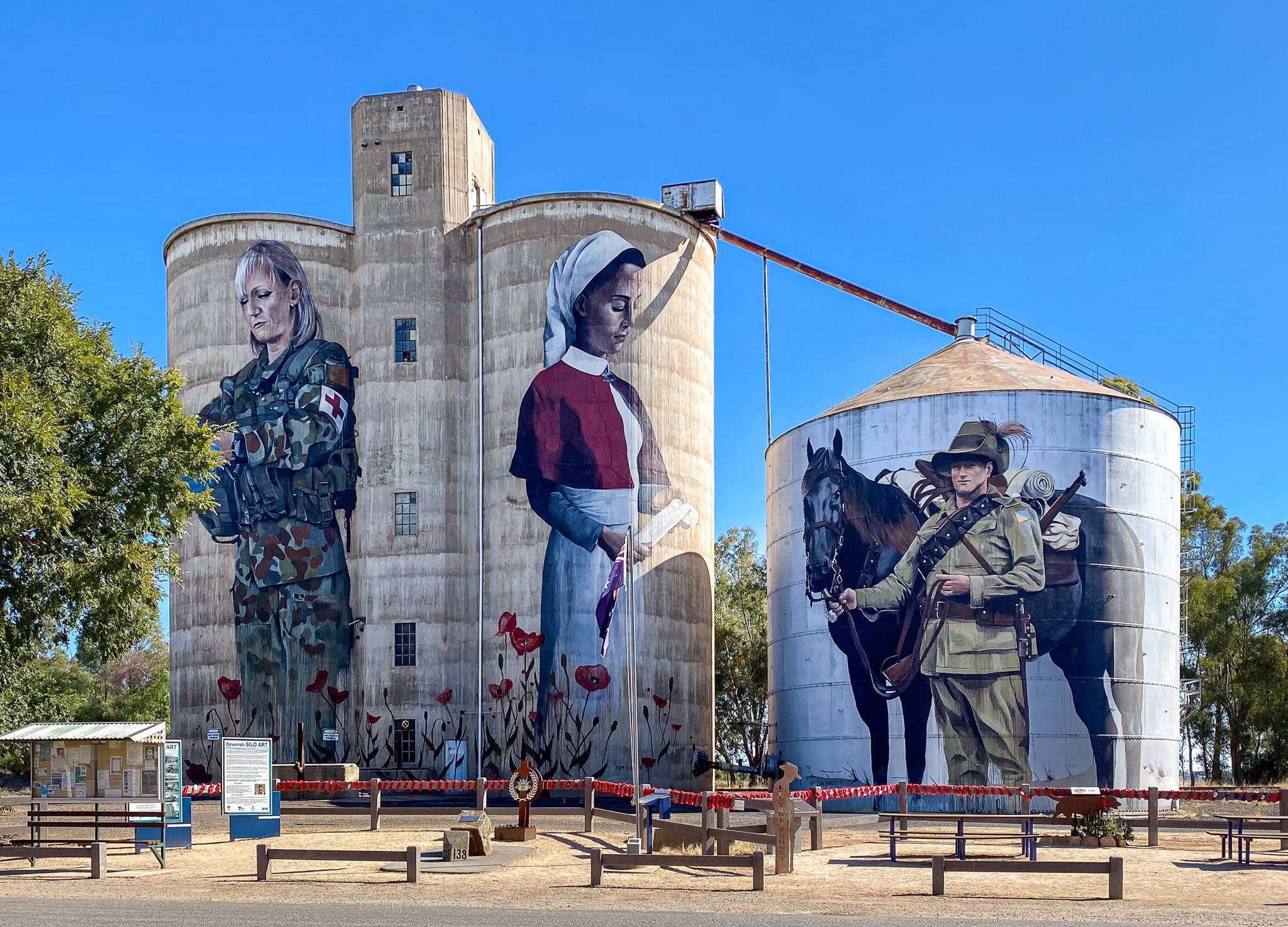 Cam Scale&mdash;Devenish Silo Art