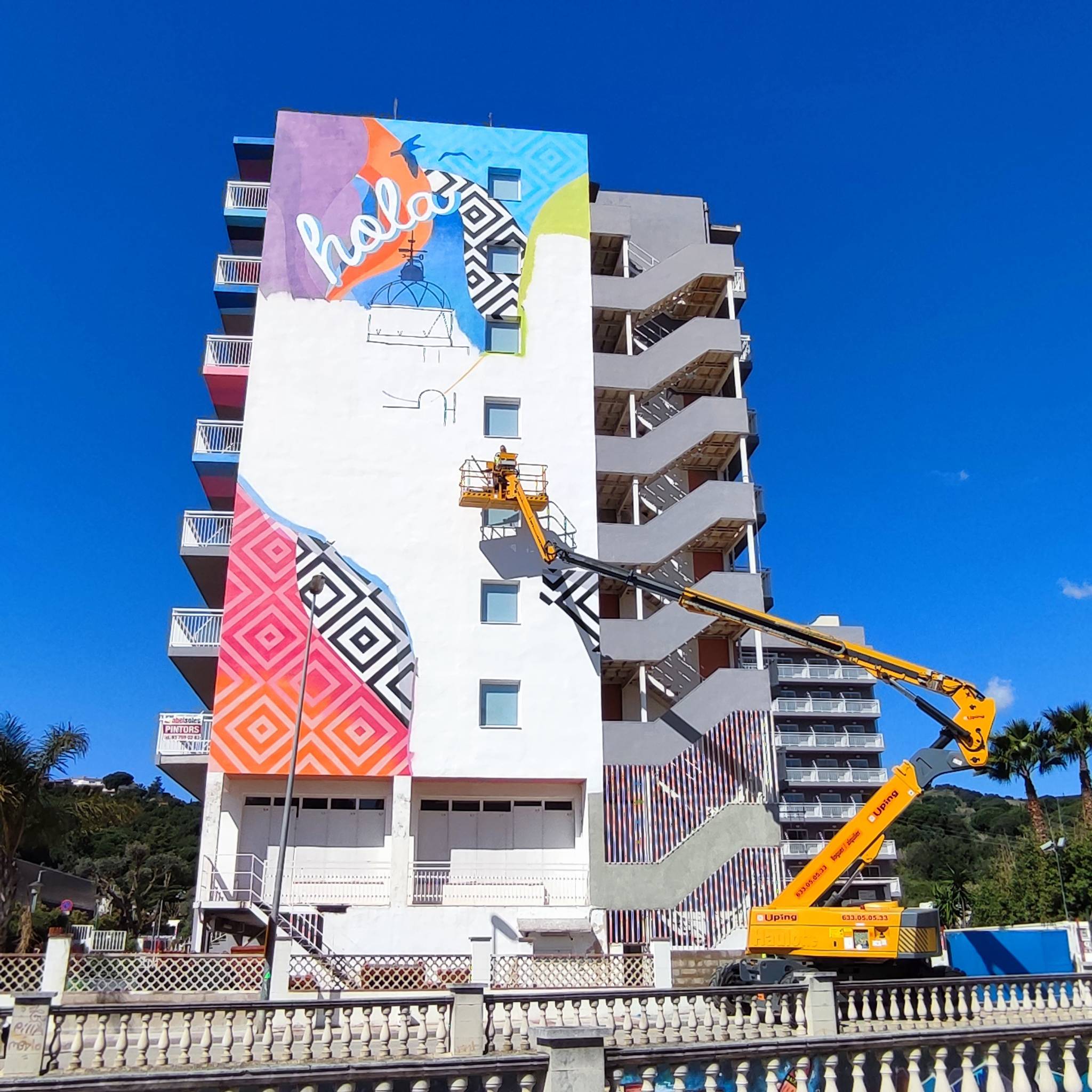 Pintura-mural-barcelona, Mateo Lara&mdash;COLOURFULL CALELLA MURAL