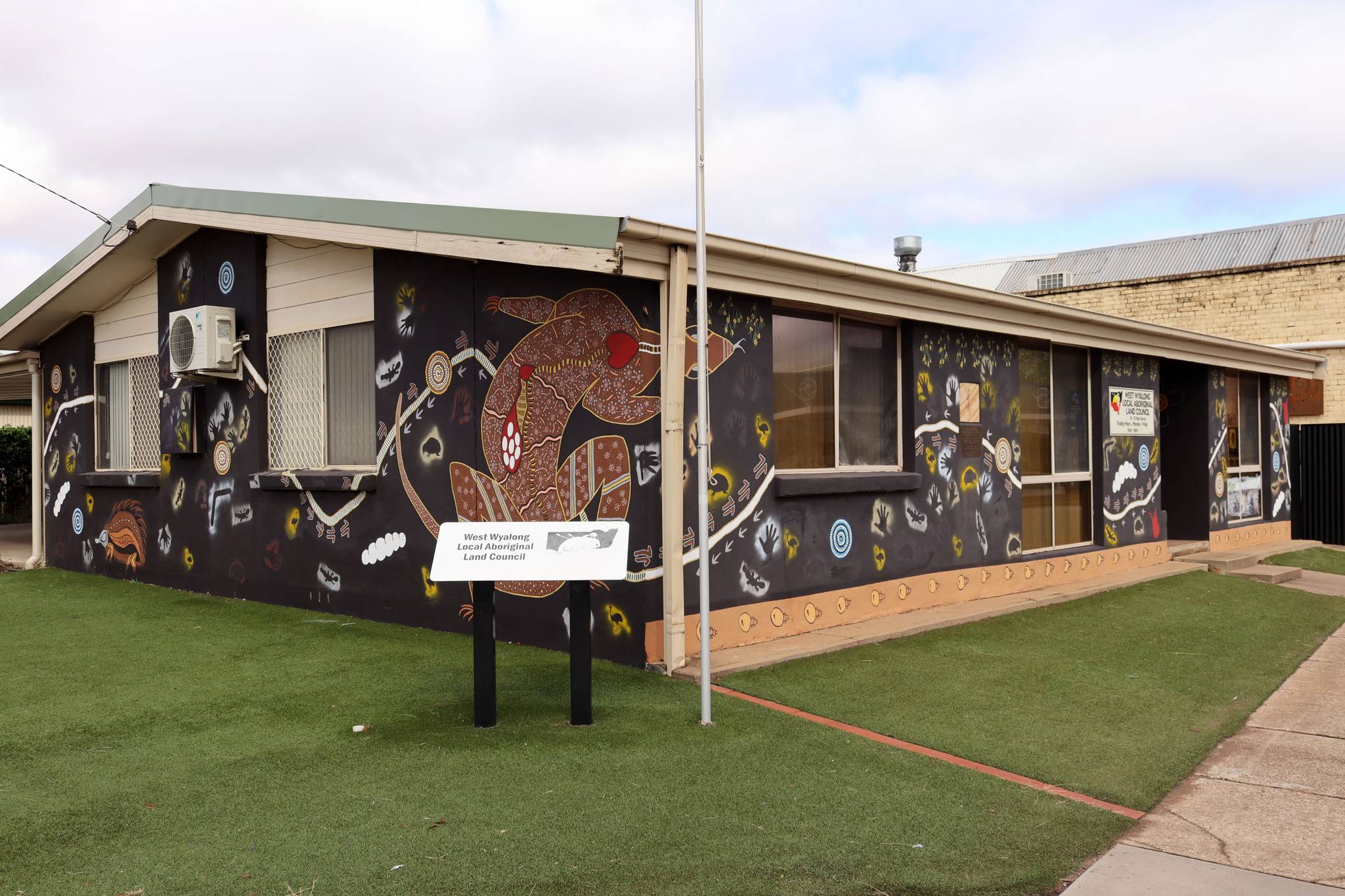 Pip Parkes&mdash;Local Aboriginal Land Council Art