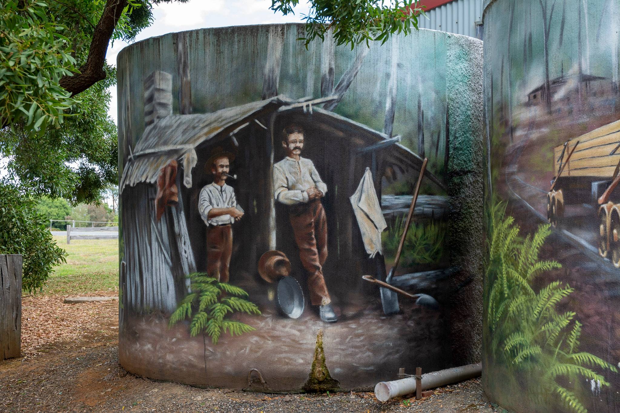 Tim Bowtell, Tim Honey&mdash;Kinglake Historical Murals