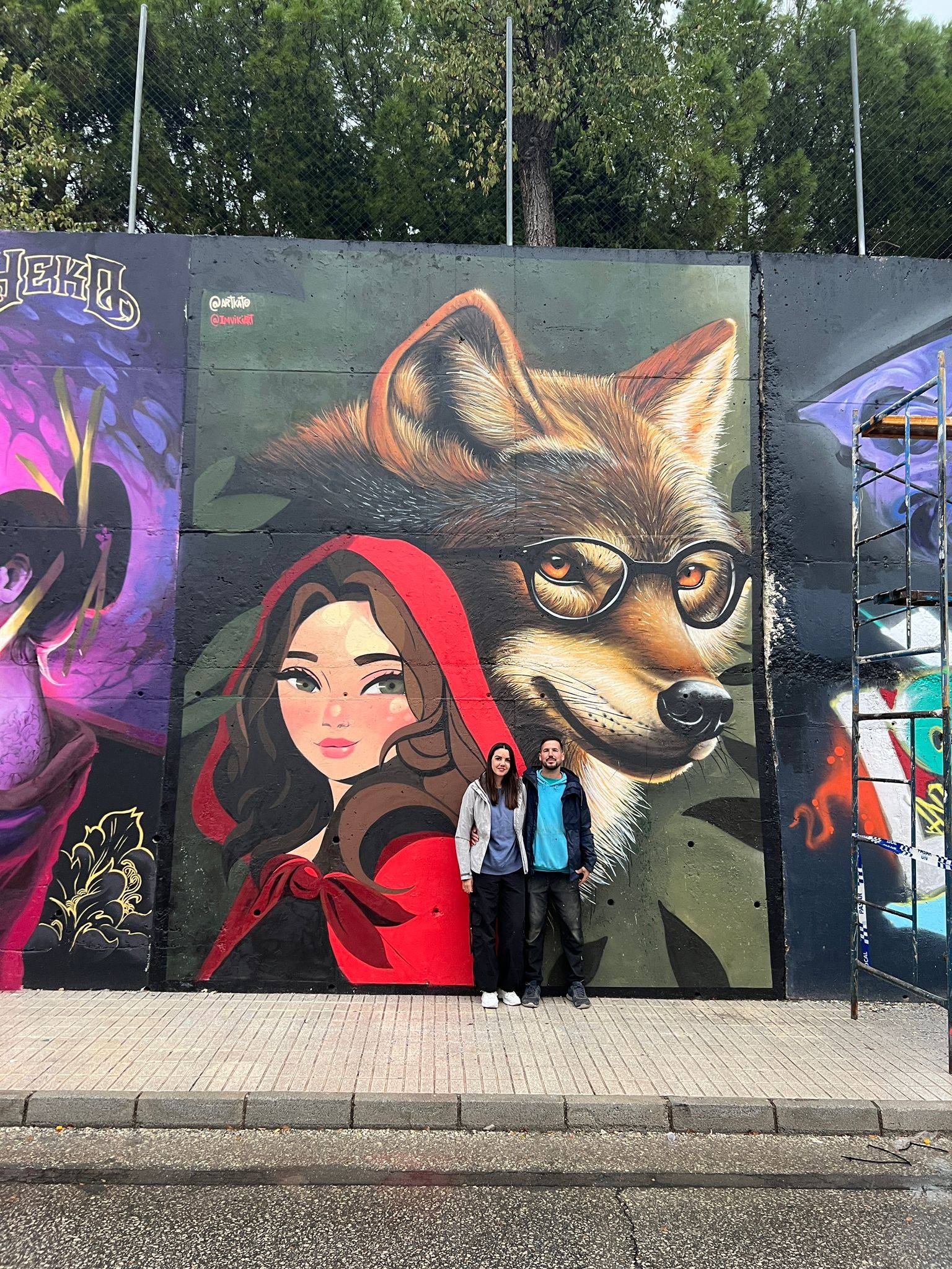 Kato, Viki Art&mdash;El Lobo y Caperucita Roja