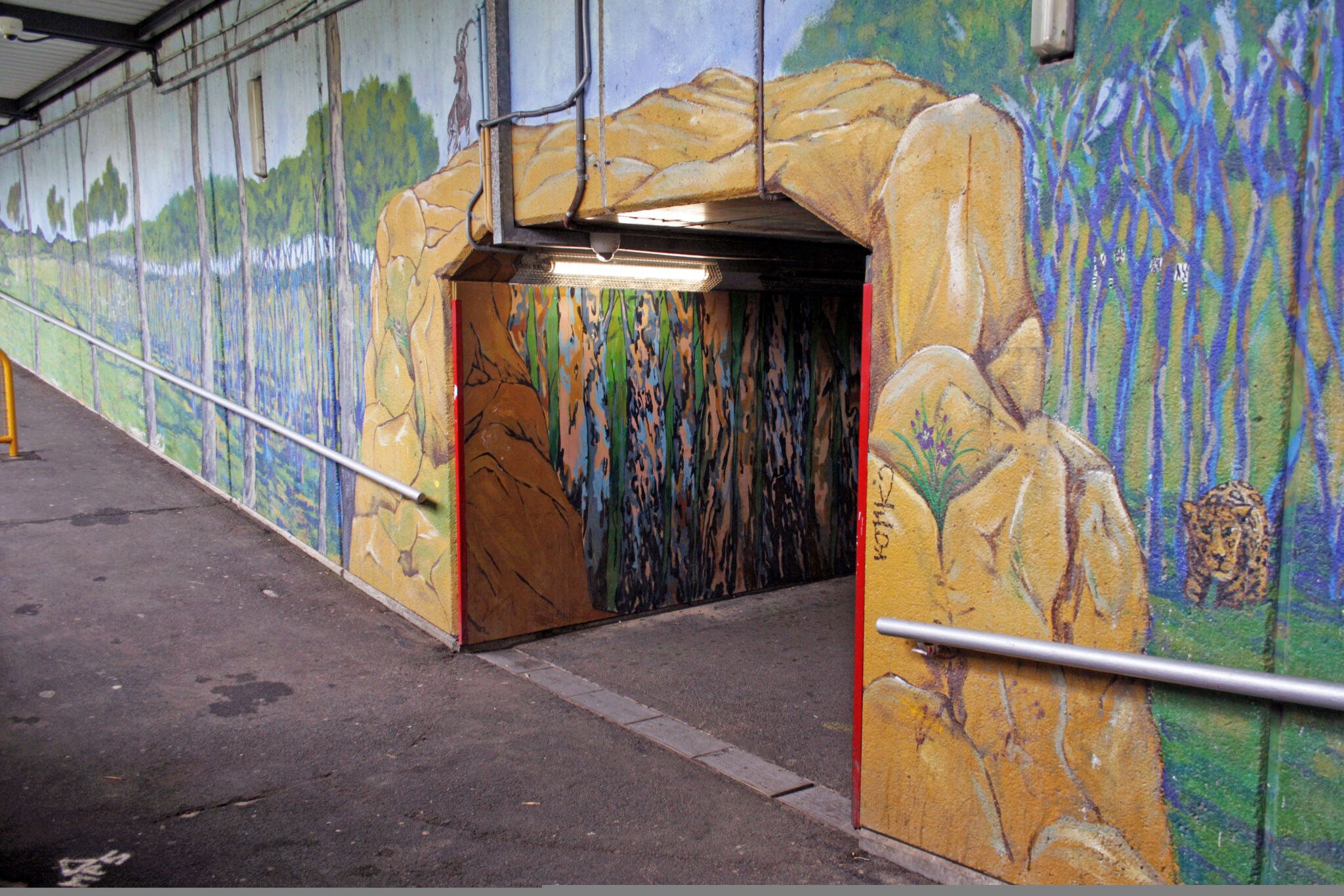 Rodney Monk&mdash;Guildford Underpass Mural