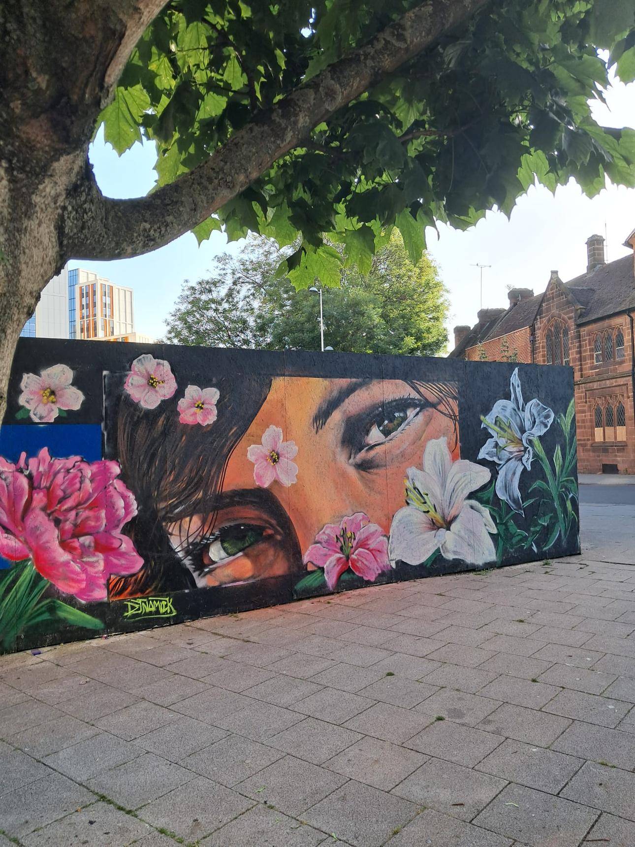 dynamickart, SAOS—Two Irises and Flowers