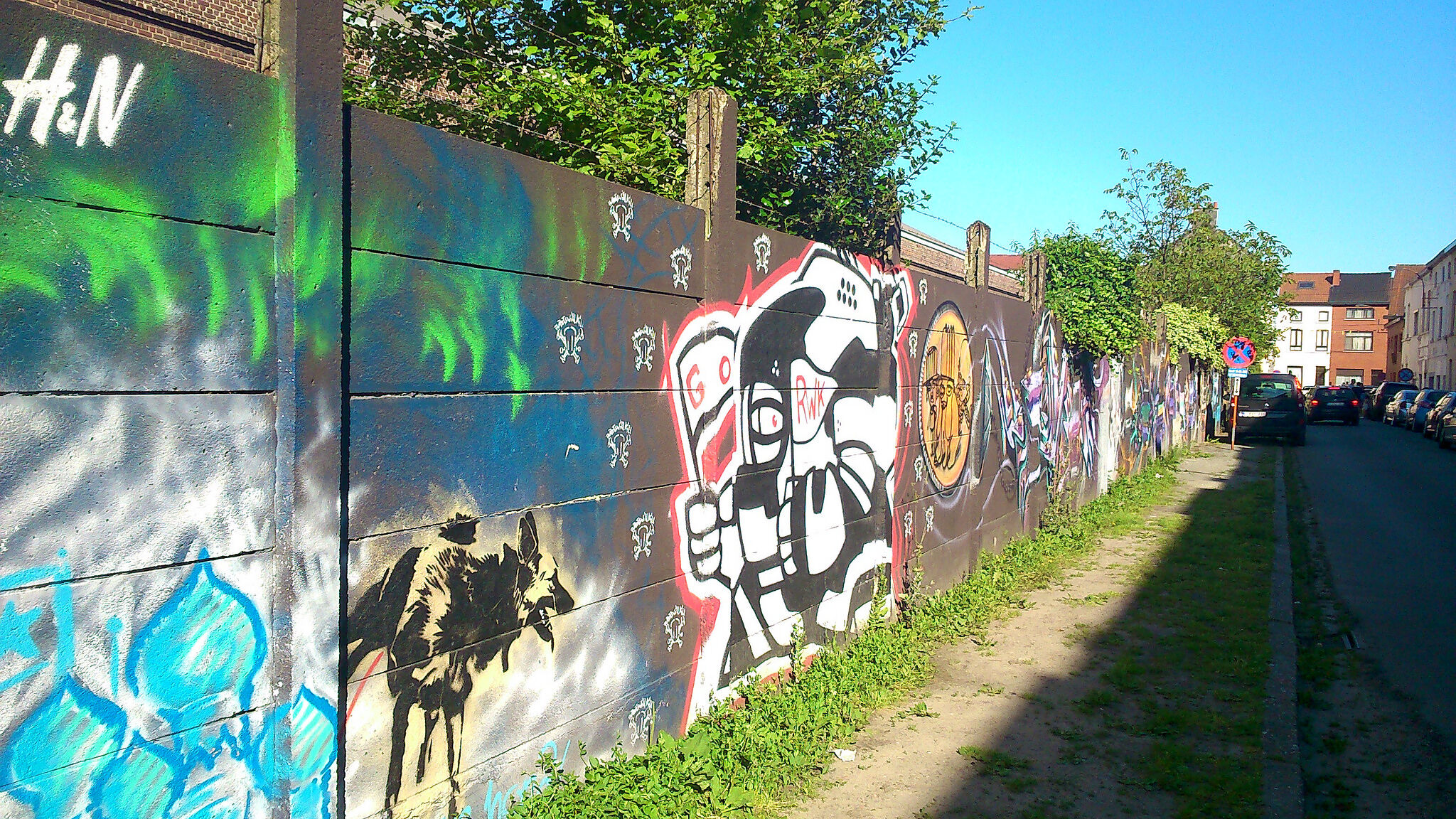 Mr Leenknecht, Jamz, Stanz (STS), EyesB, Resto, Hard, Nesh, Asit (Bert Vuylsteke), Night, Bird, WAF, Jeps, Steve Locatelli, Jesse Robot&mdash;REMOVED -- Graffiti Jam 2011