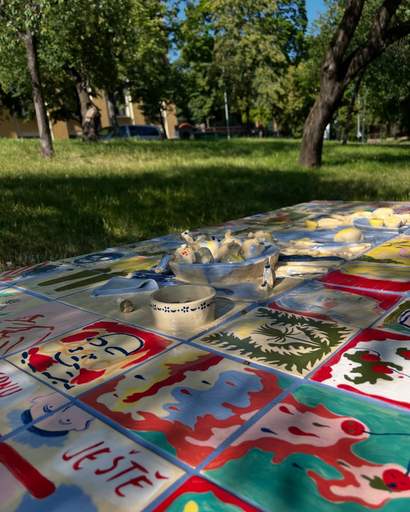 Feed item