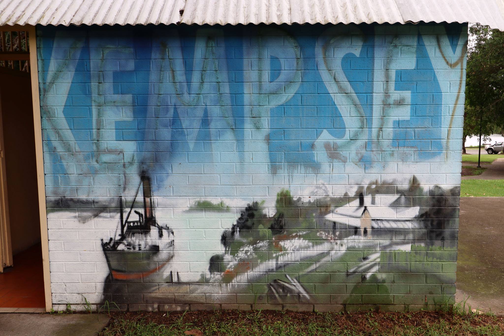 James Moulton, Bill Moulton, Ash Johnston&mdash;Riverside Park Amenities Block Mural