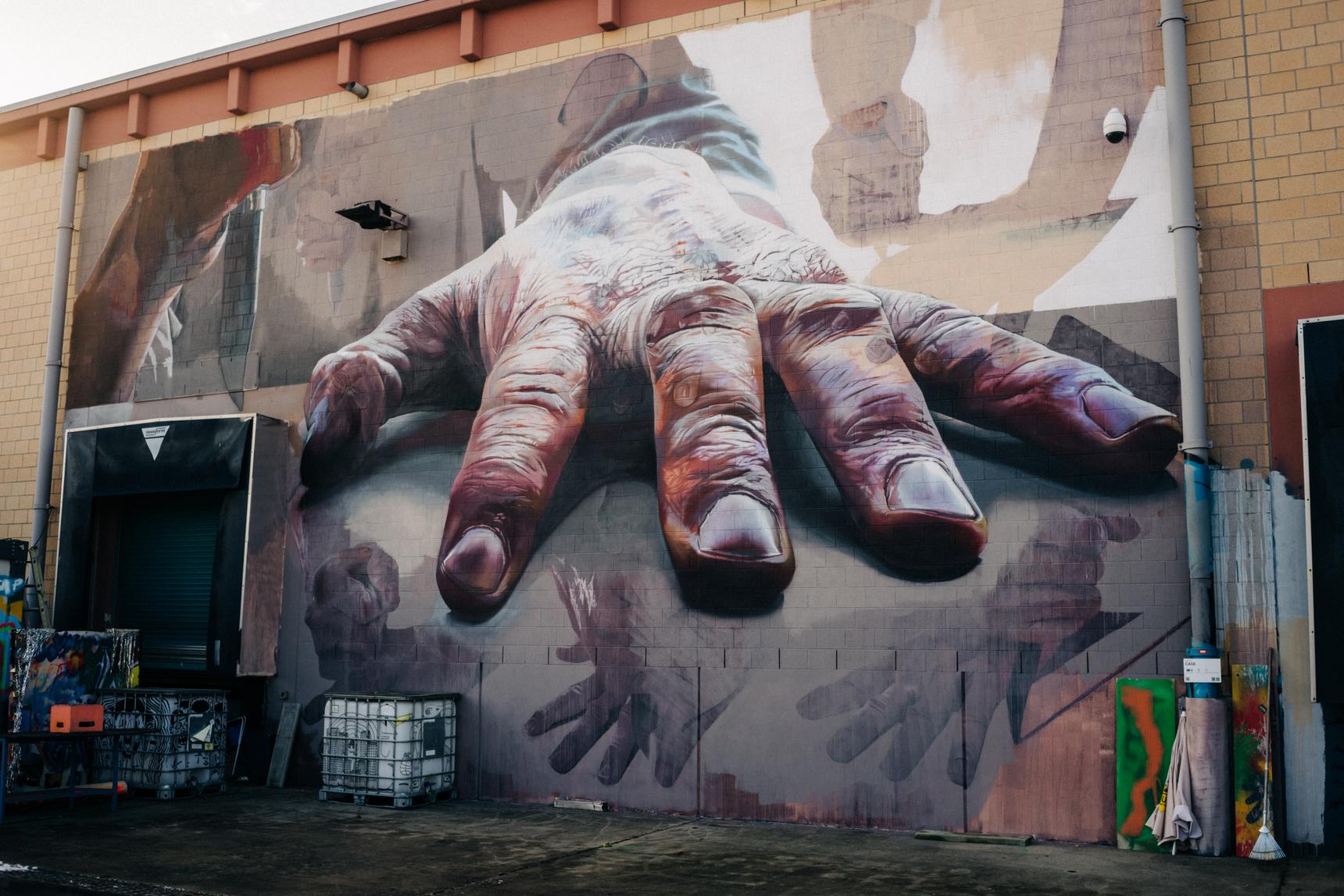 Case Maclaim—Hand Commissary