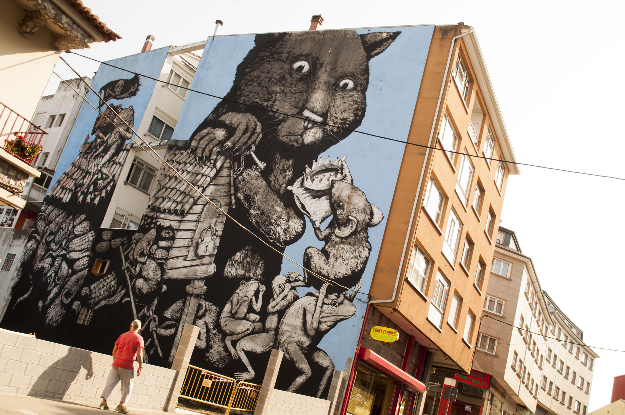 Erica Il cane&mdash;Wall by ERICA IL CANE for DESORDES CREATIVAS 2017 in Ordes (Galicia-Spain)