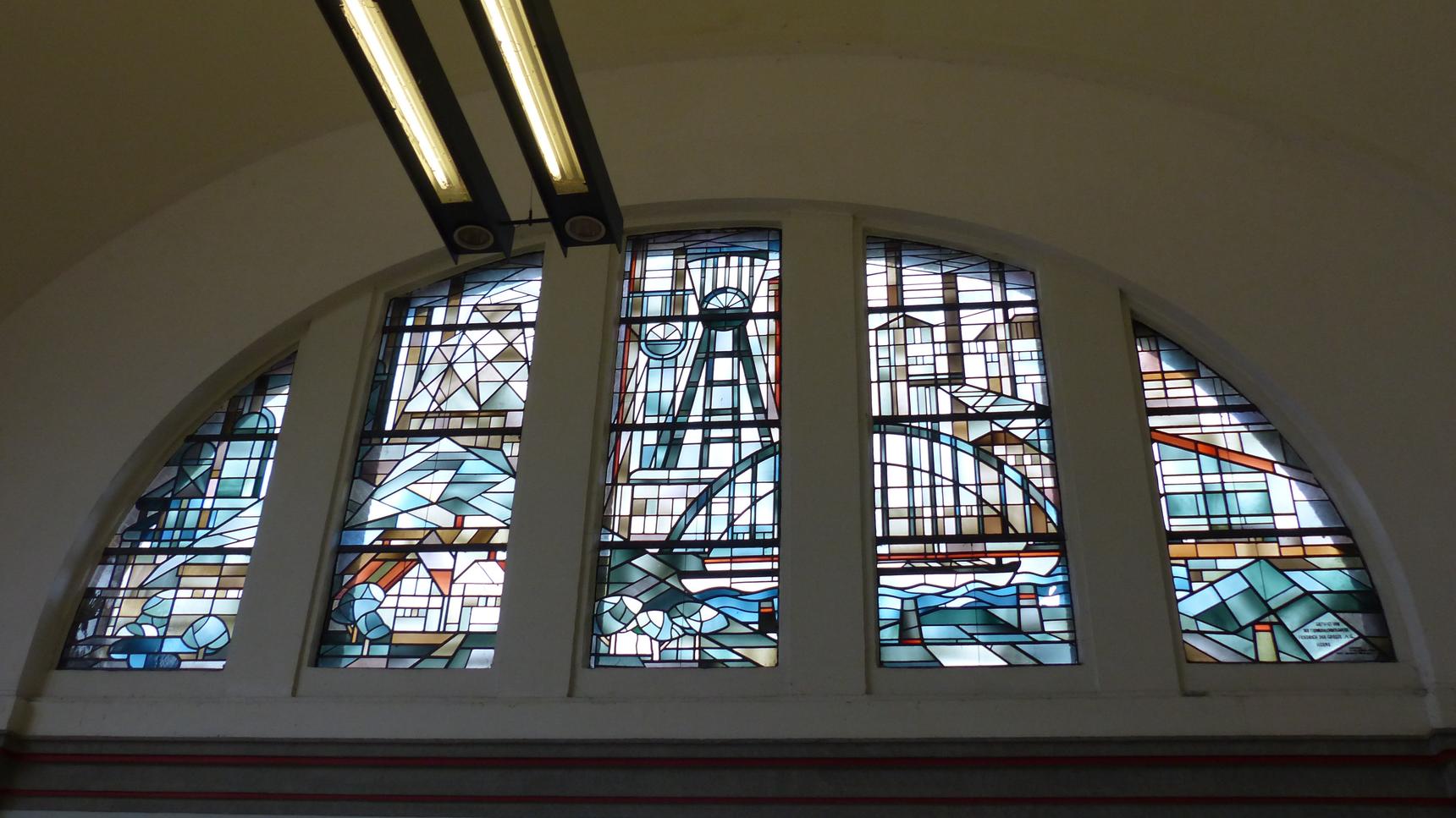 Jupp Gesing—A Glass Picture of Mining